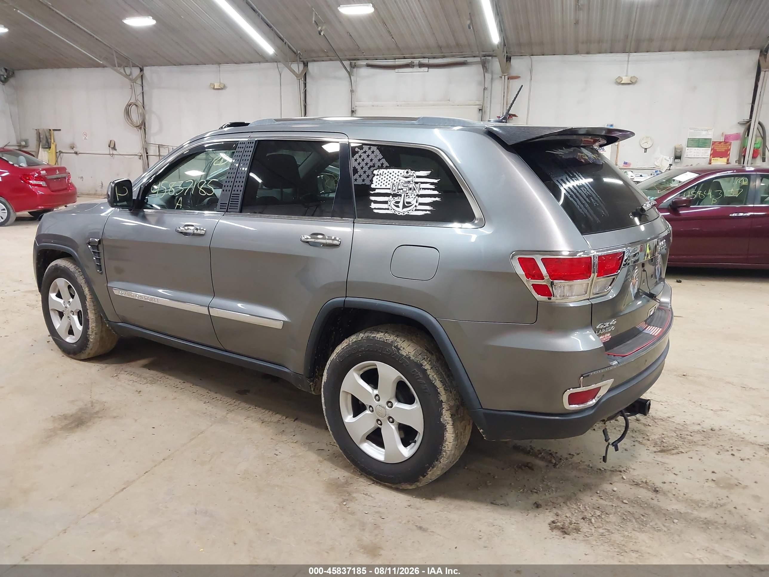 2012 Jeep Grand Cherokee Laredo Gray vin: 1C4RJFAGXCC280483