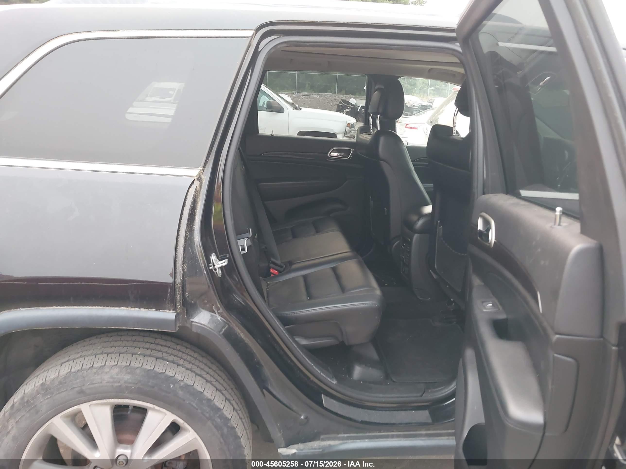 2012 Jeep Grand Cherokee Laredo Черный vin: 1C4RJFAGXCC294321