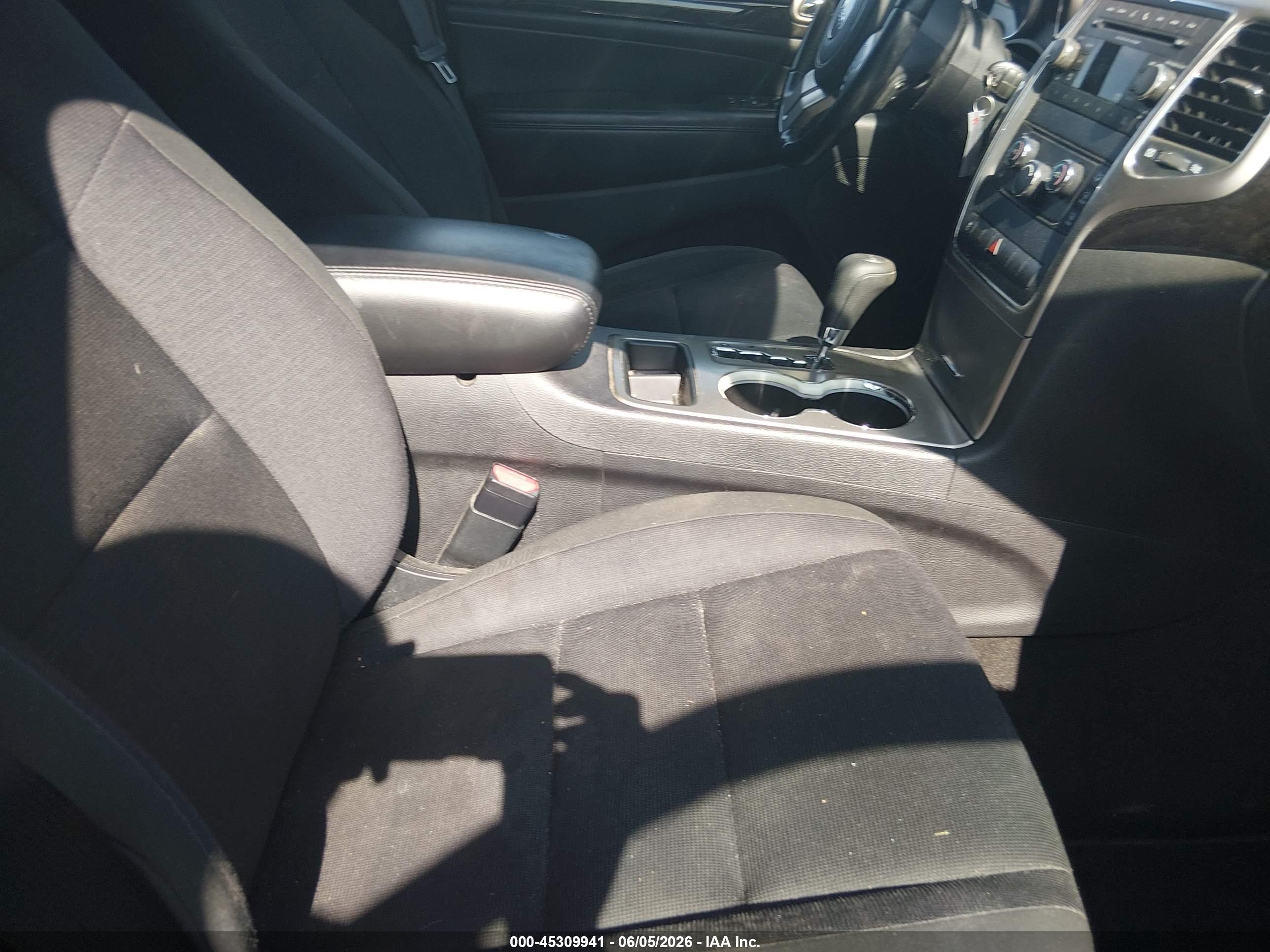 2012 Jeep Grand Cherokee Laredo Черный vin: 1C4RJFAGXCC298692