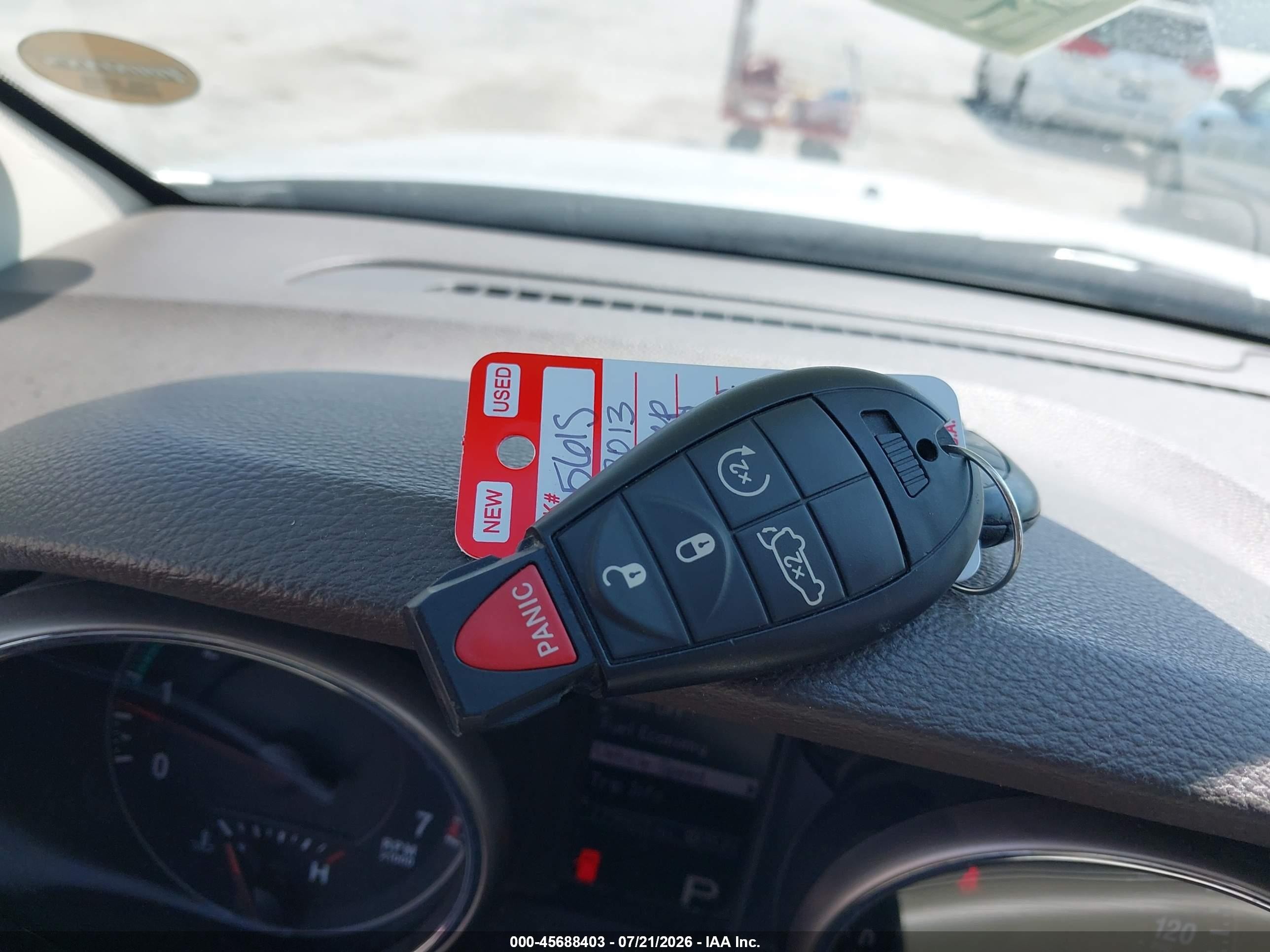 2013 Jeep Grand Cherokee Laredo Серебряный vin: 1C4RJFAGXDC518303