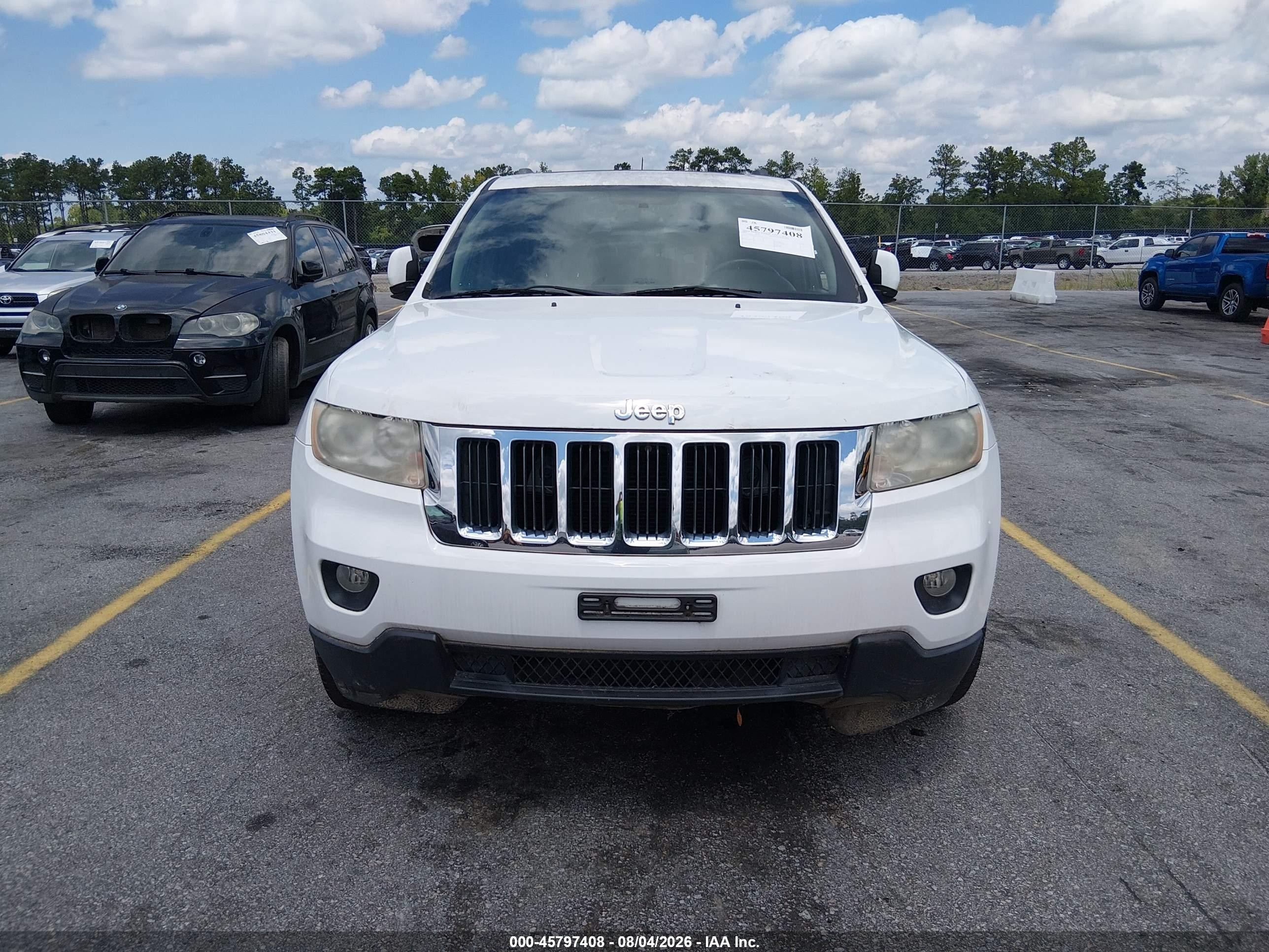 2013 Jeep Grand Cherokee Laredo White vin: 1C4RJFAGXDC532735
