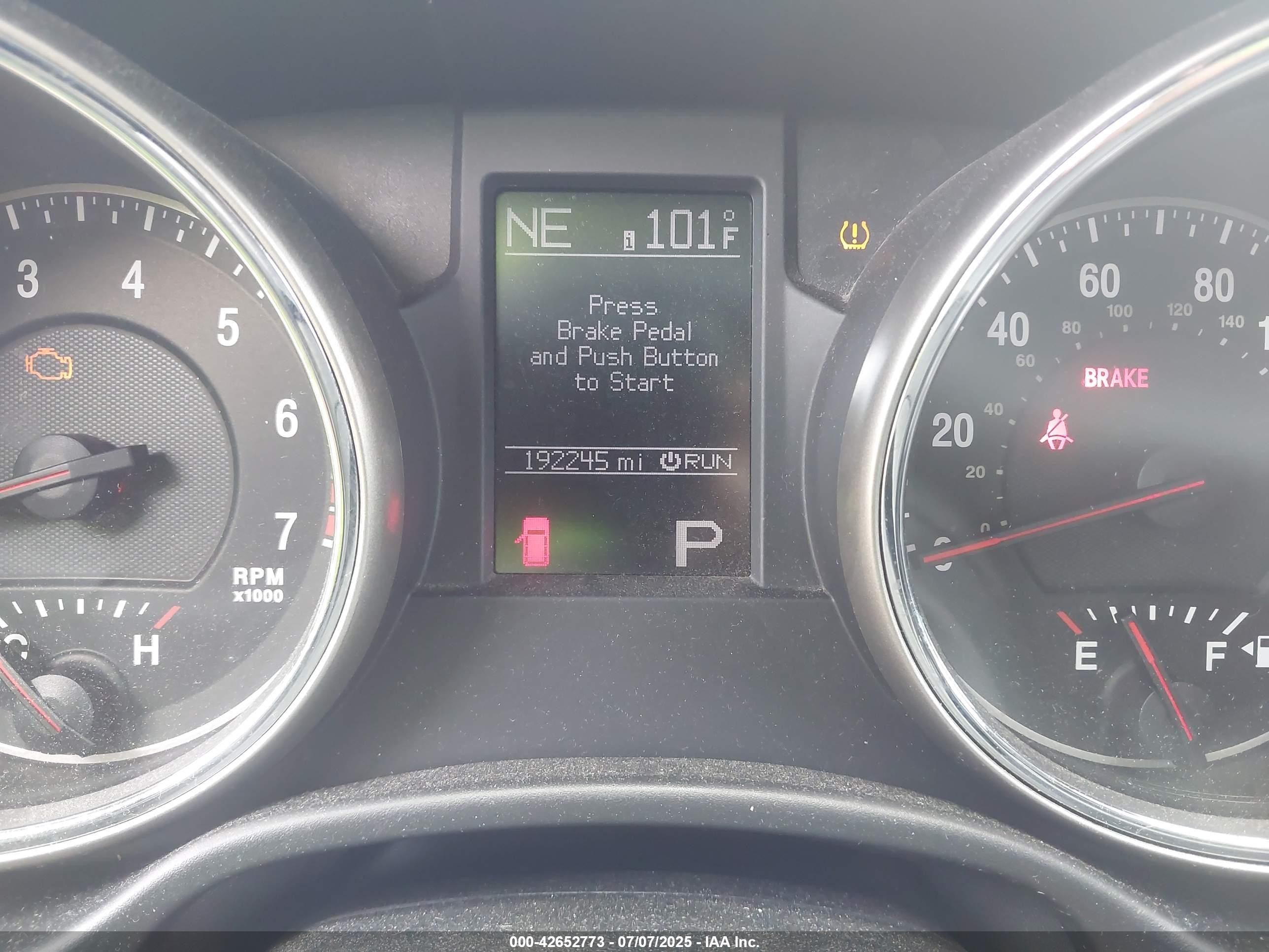 2013 Jeep Grand Cherokee Laredo Gray vin: 1C4RJFAGXDC583622