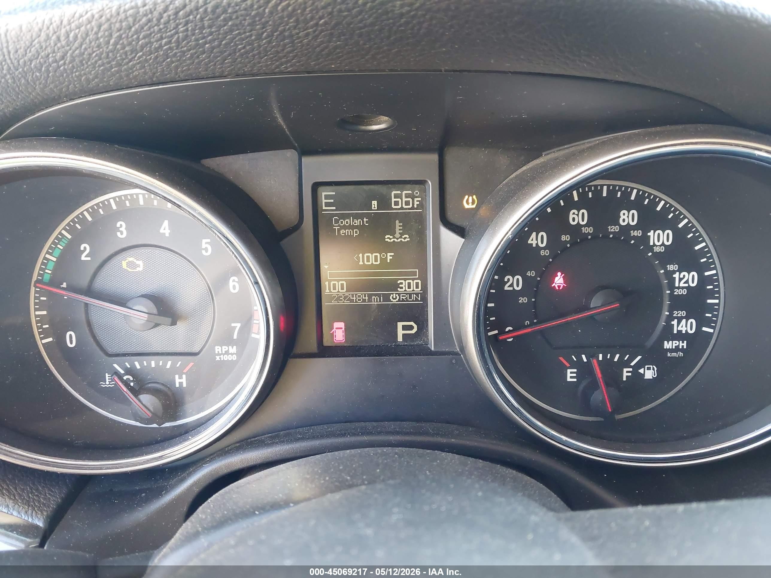 2013 Jeep Grand Cherokee Laredo Gray vin: 1C4RJFAGXDC593986