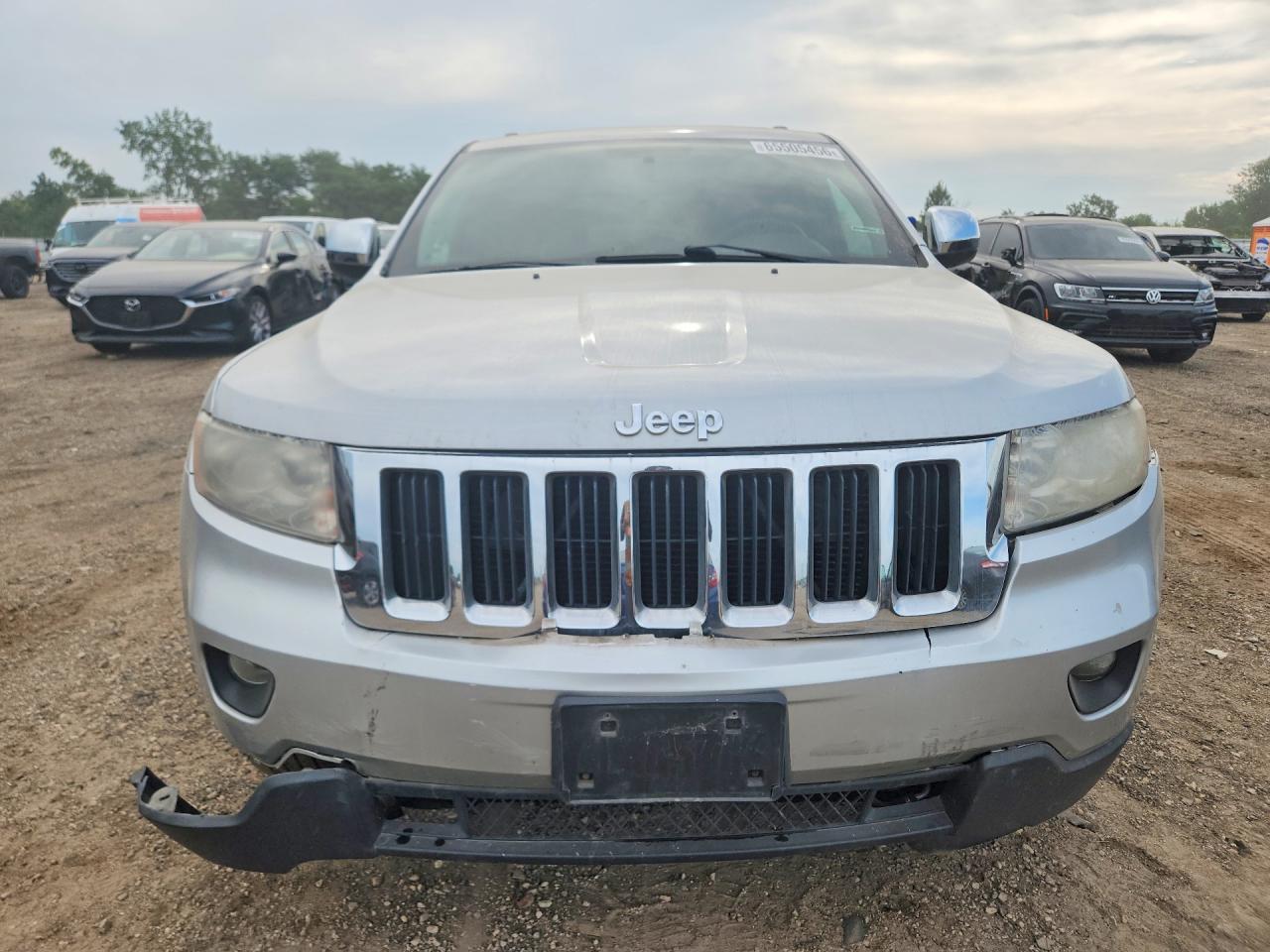 2013 Jeep Grand Cherokee Laredo Серебряный vin: 1C4RJFAGXDC609880