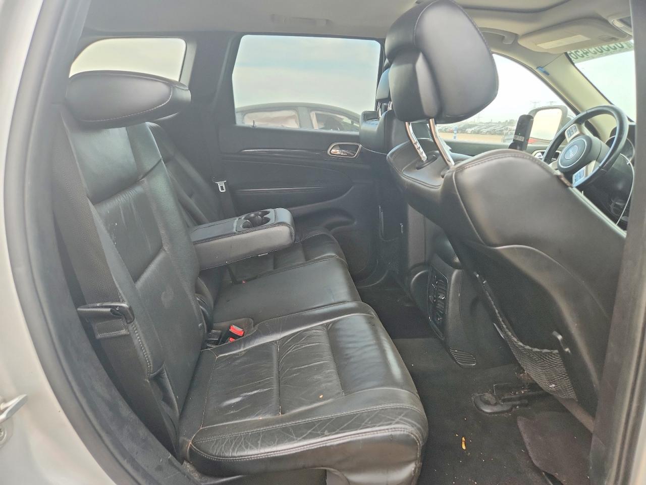 2013 Jeep Grand Cherokee Laredo Серебряный vin: 1C4RJFAGXDC609880