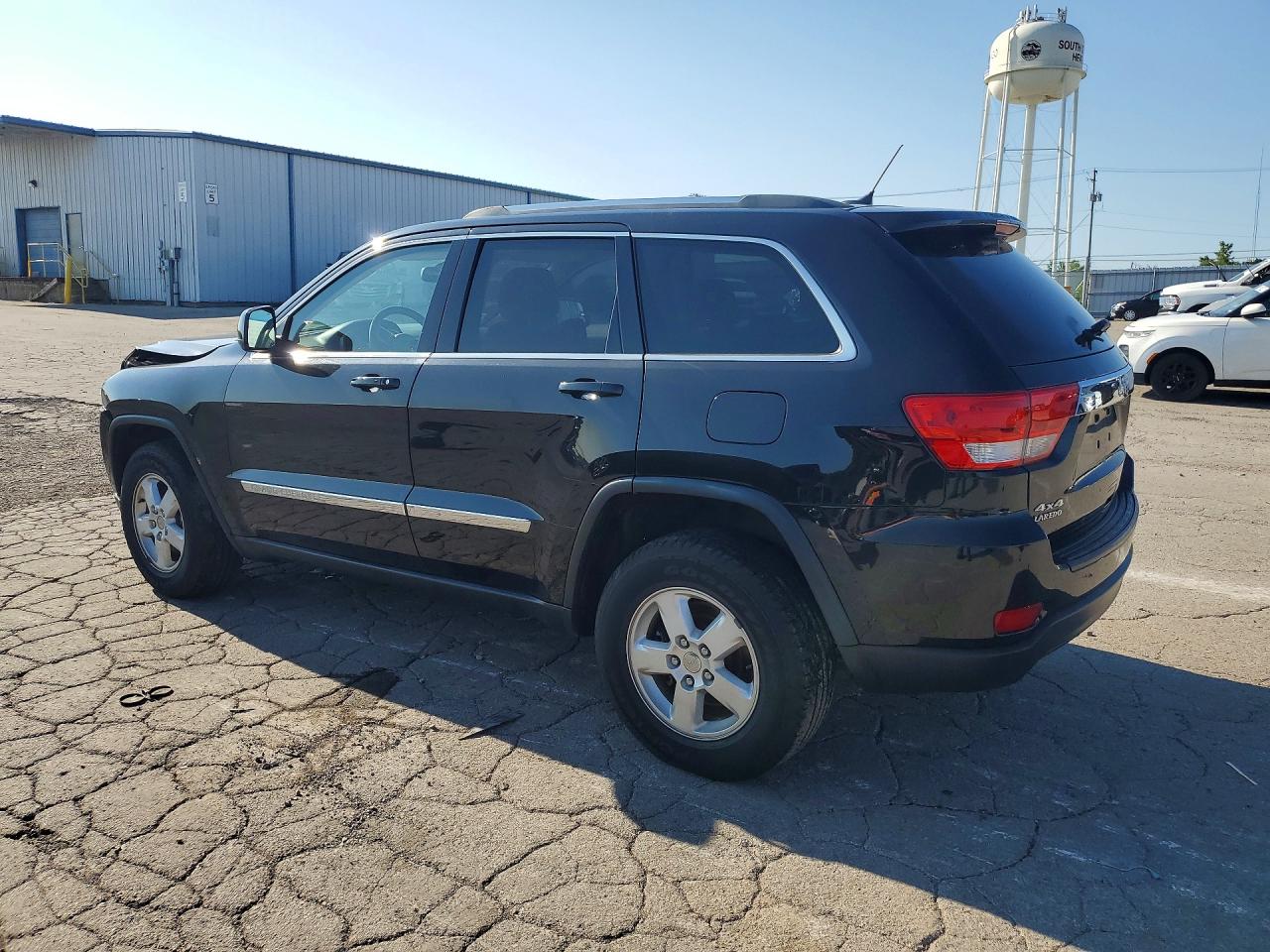 2013 Jeep Grand Cherokee Laredo Черный vin: 1C4RJFAGXDC636206
