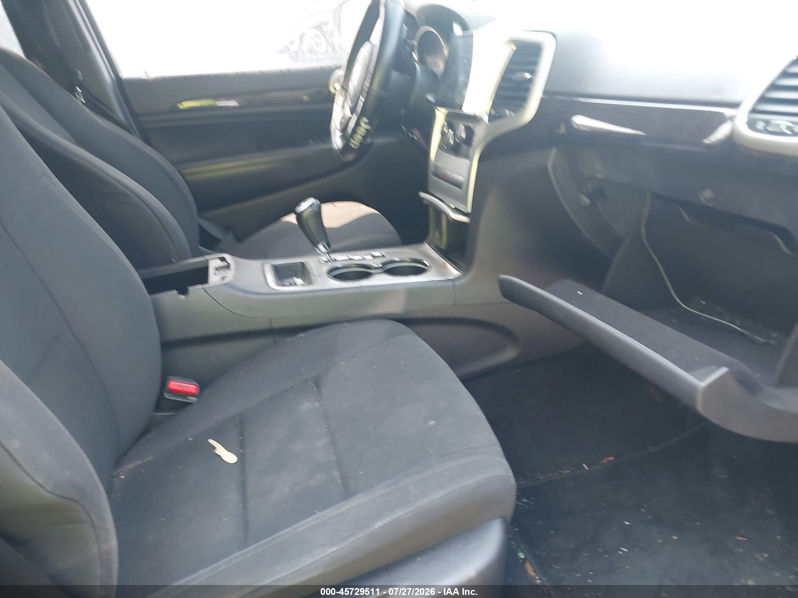 2013 Jeep Grand Cherokee Laredo Черный vin: 1C4RJFAGXDC639882
