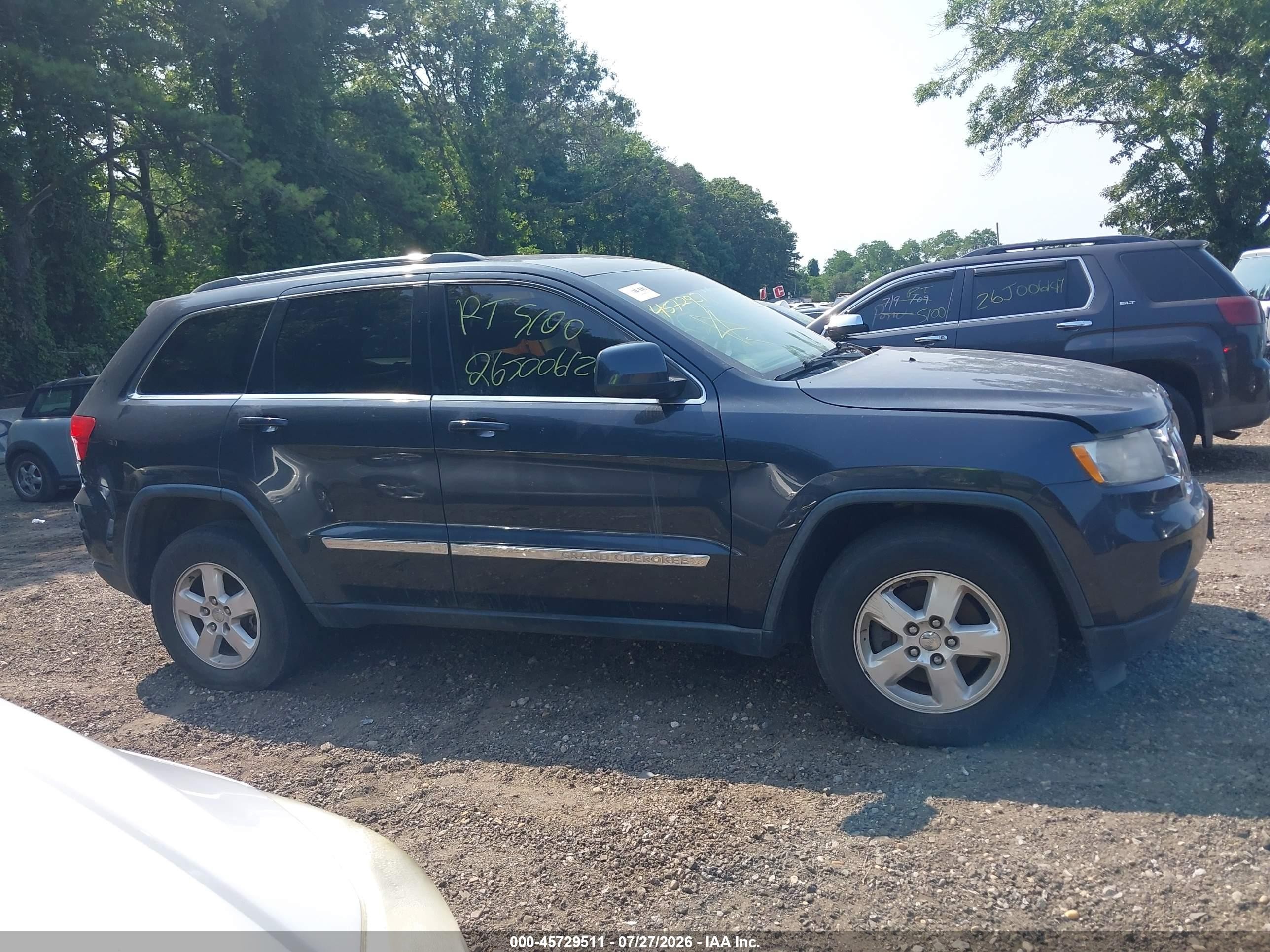 2013 Jeep Grand Cherokee Laredo Черный vin: 1C4RJFAGXDC639882