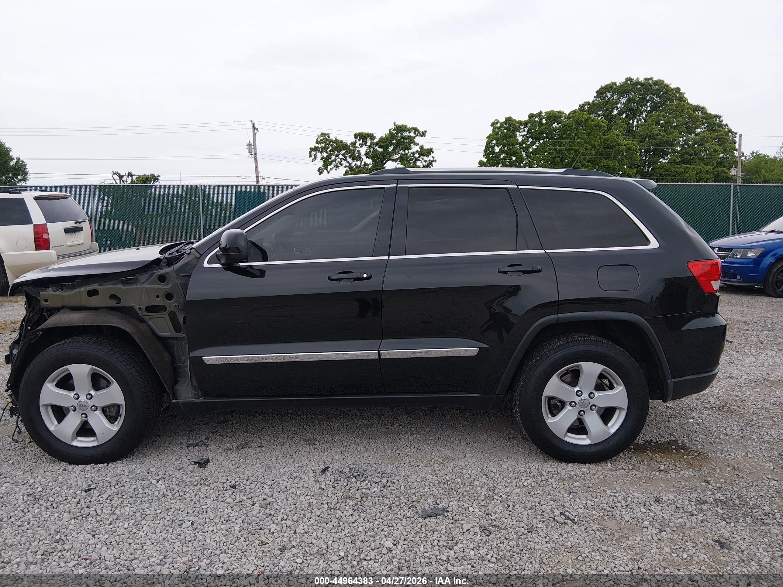 2013 Jeep Grand Cherokee Laredo Черный vin: 1C4RJFAGXDC641003
