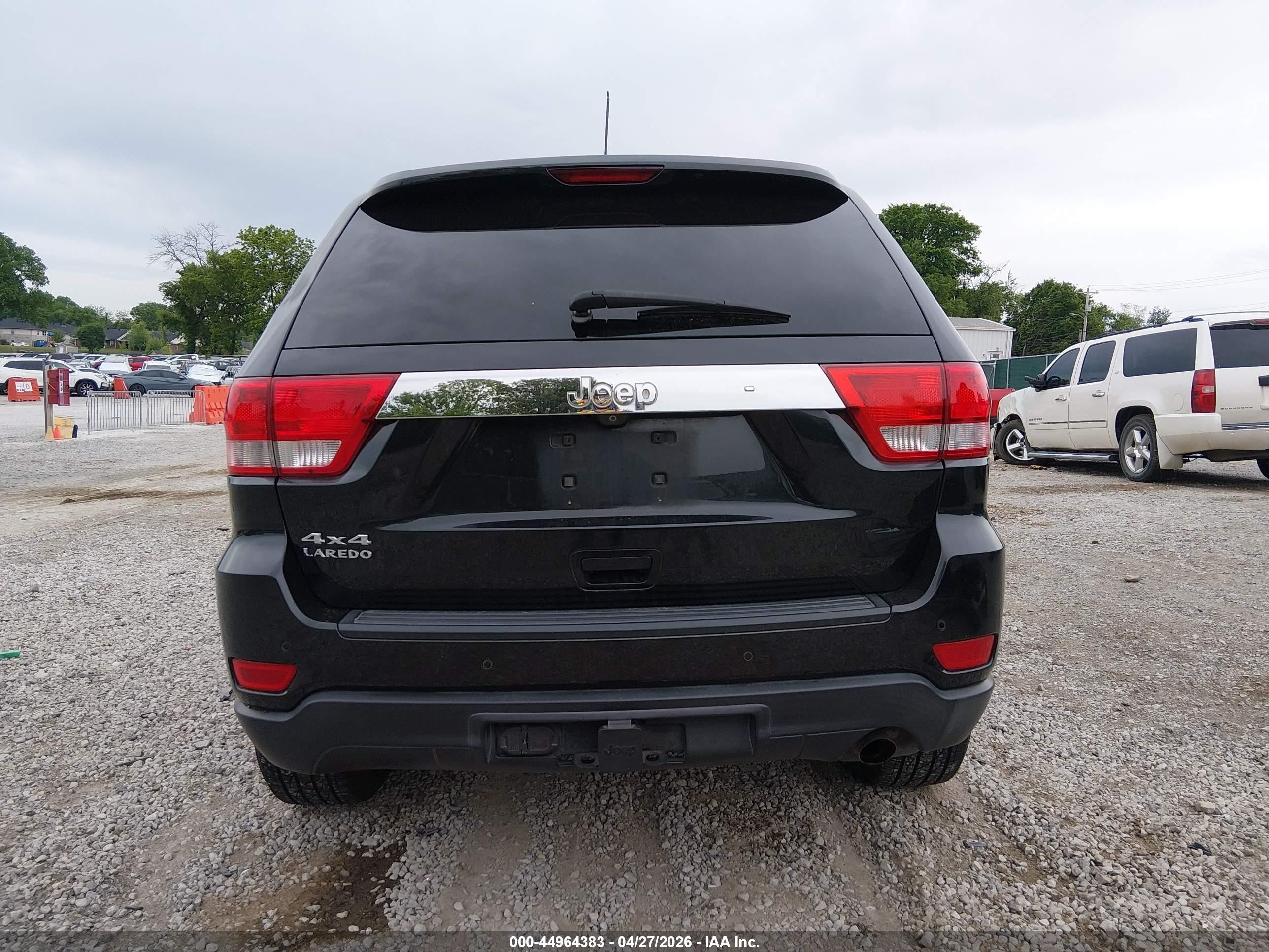 2013 Jeep Grand Cherokee Laredo Черный vin: 1C4RJFAGXDC641003