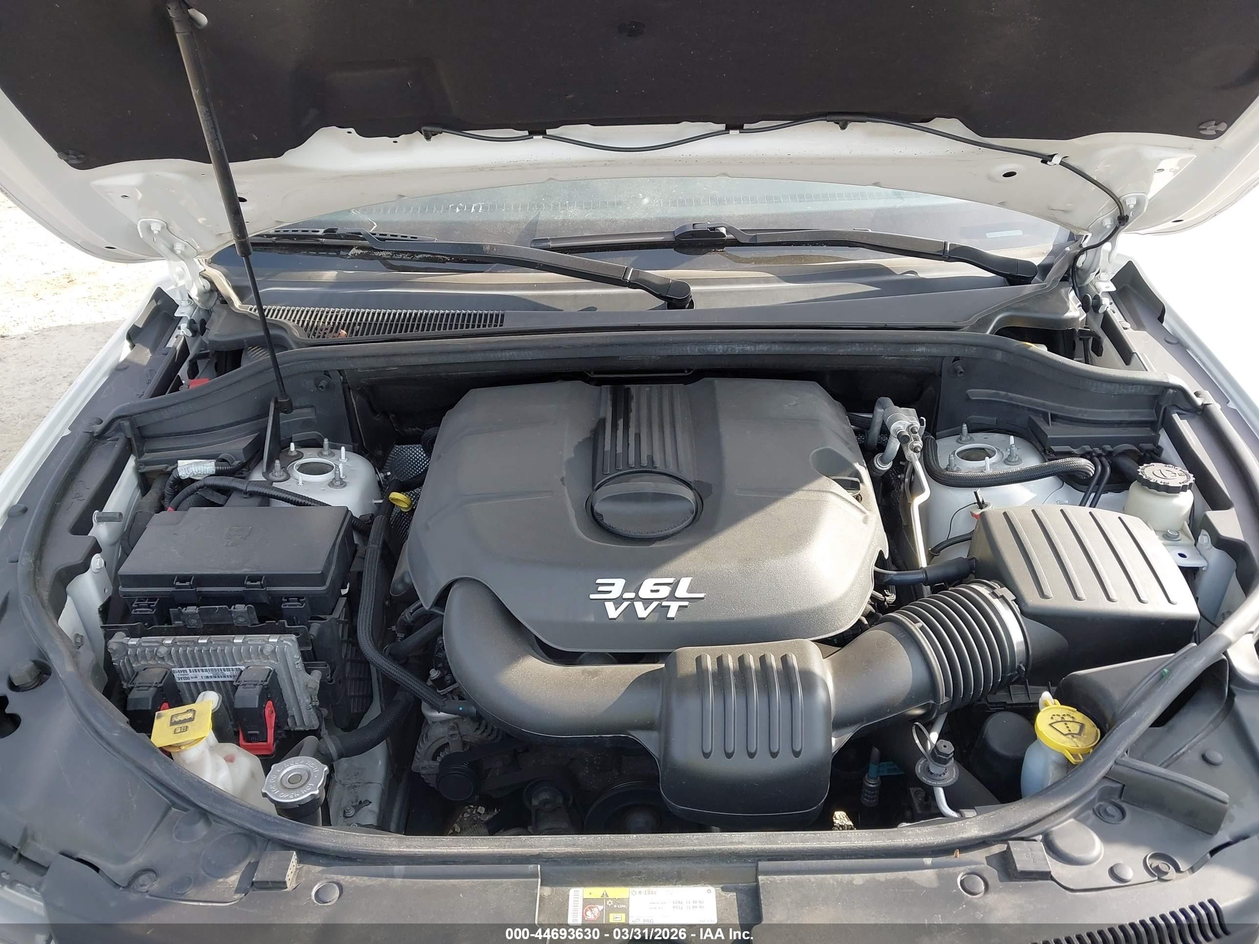 2014 Jeep Grand Cherokee Laredo White vin: 1C4RJFAGXEC103936