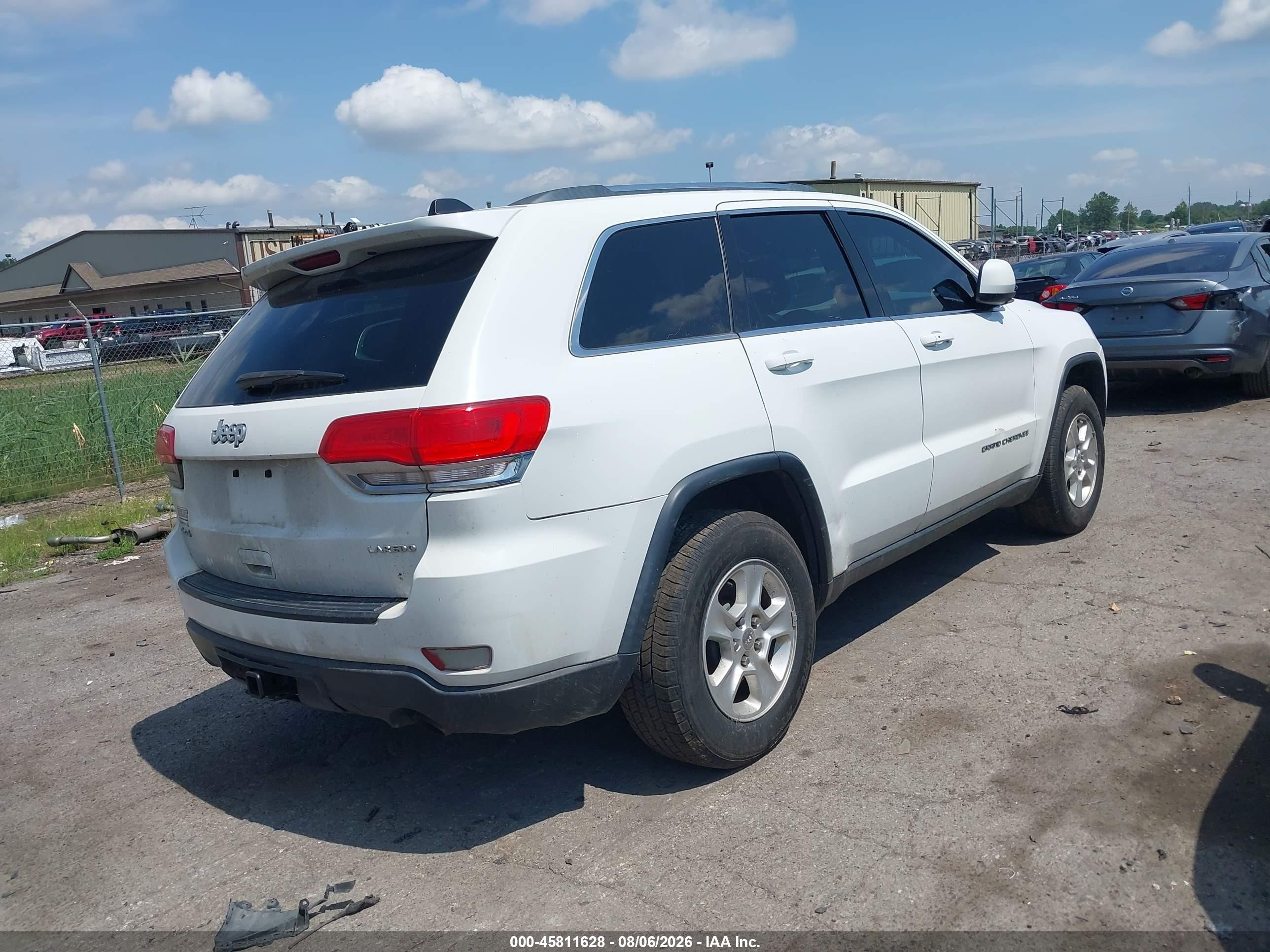 2014 Jeep Grand Cherokee Laredo Белый vin: 1C4RJFAGXEC128769