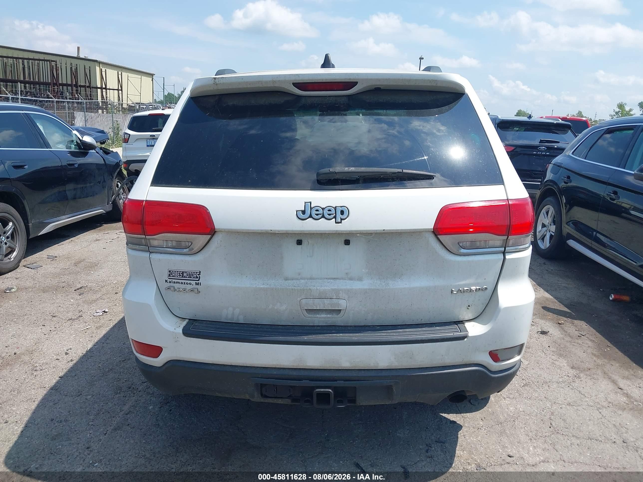 2014 Jeep Grand Cherokee Laredo Белый vin: 1C4RJFAGXEC128769