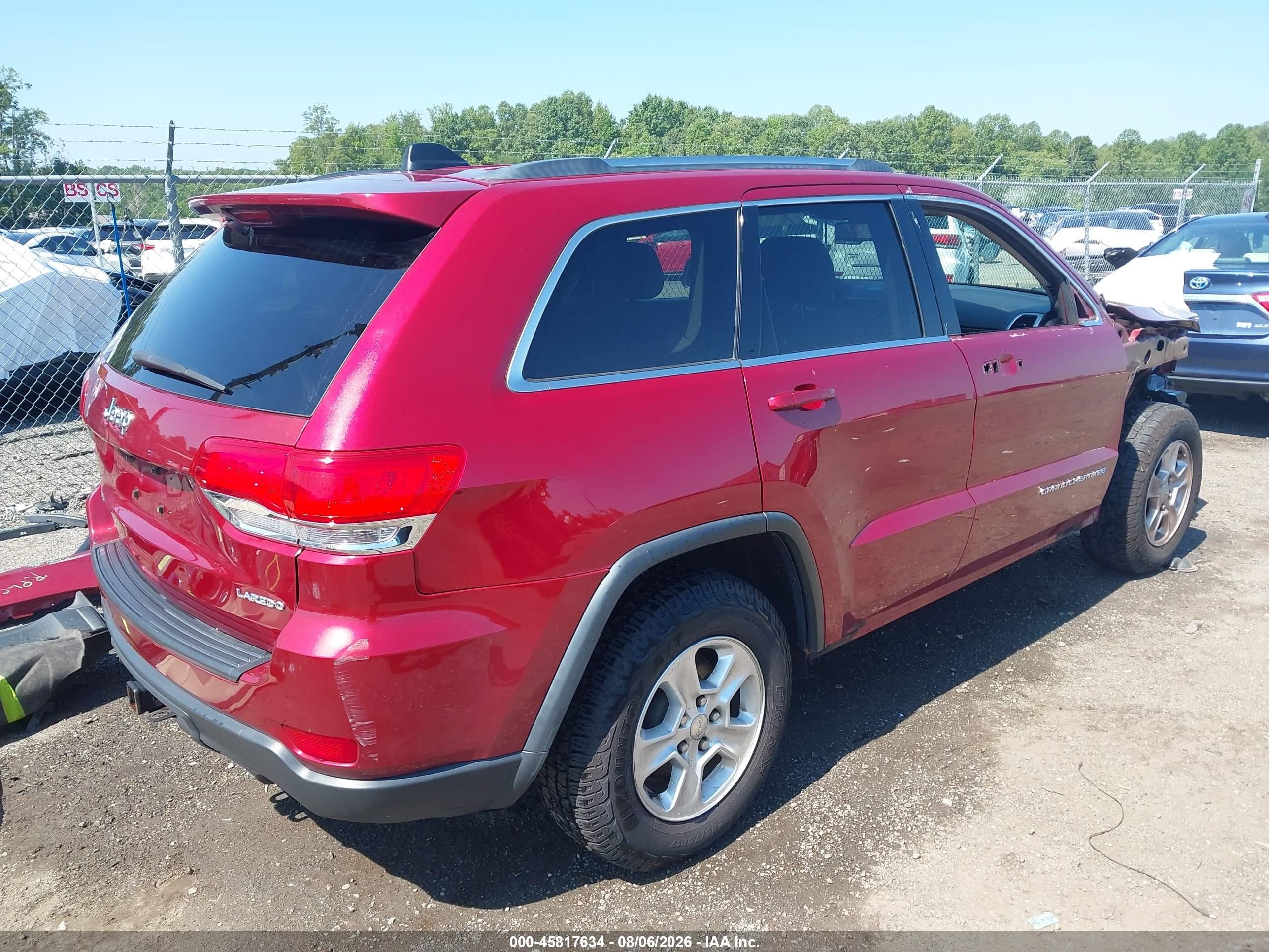 2014 Jeep Grand Cherokee Laredo Red vin: 1C4RJFAGXEC131221