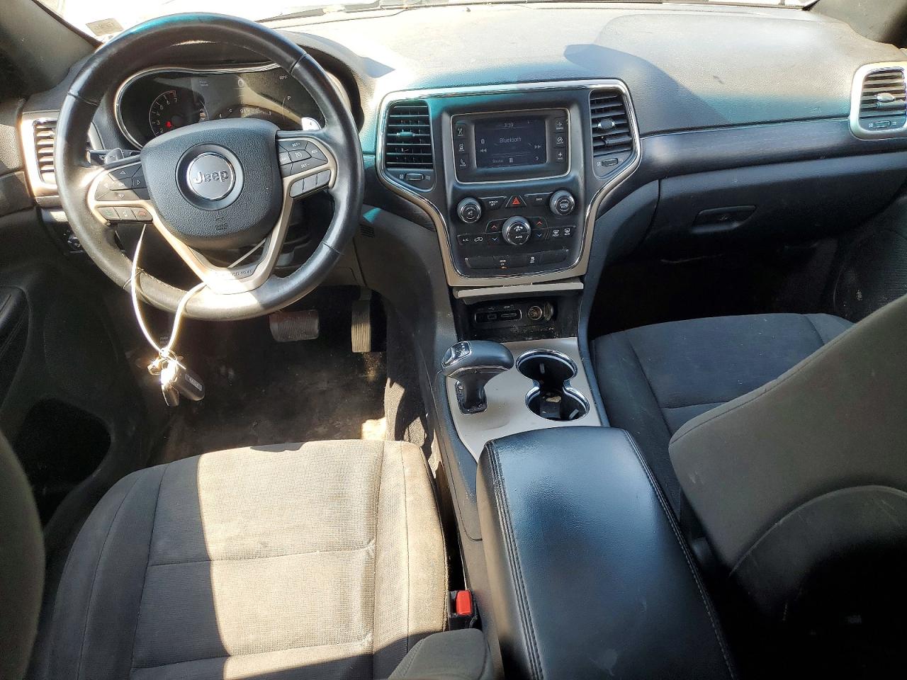2014 Jeep Grand Cherokee Laredo Silver vin: 1C4RJFAGXEC184727