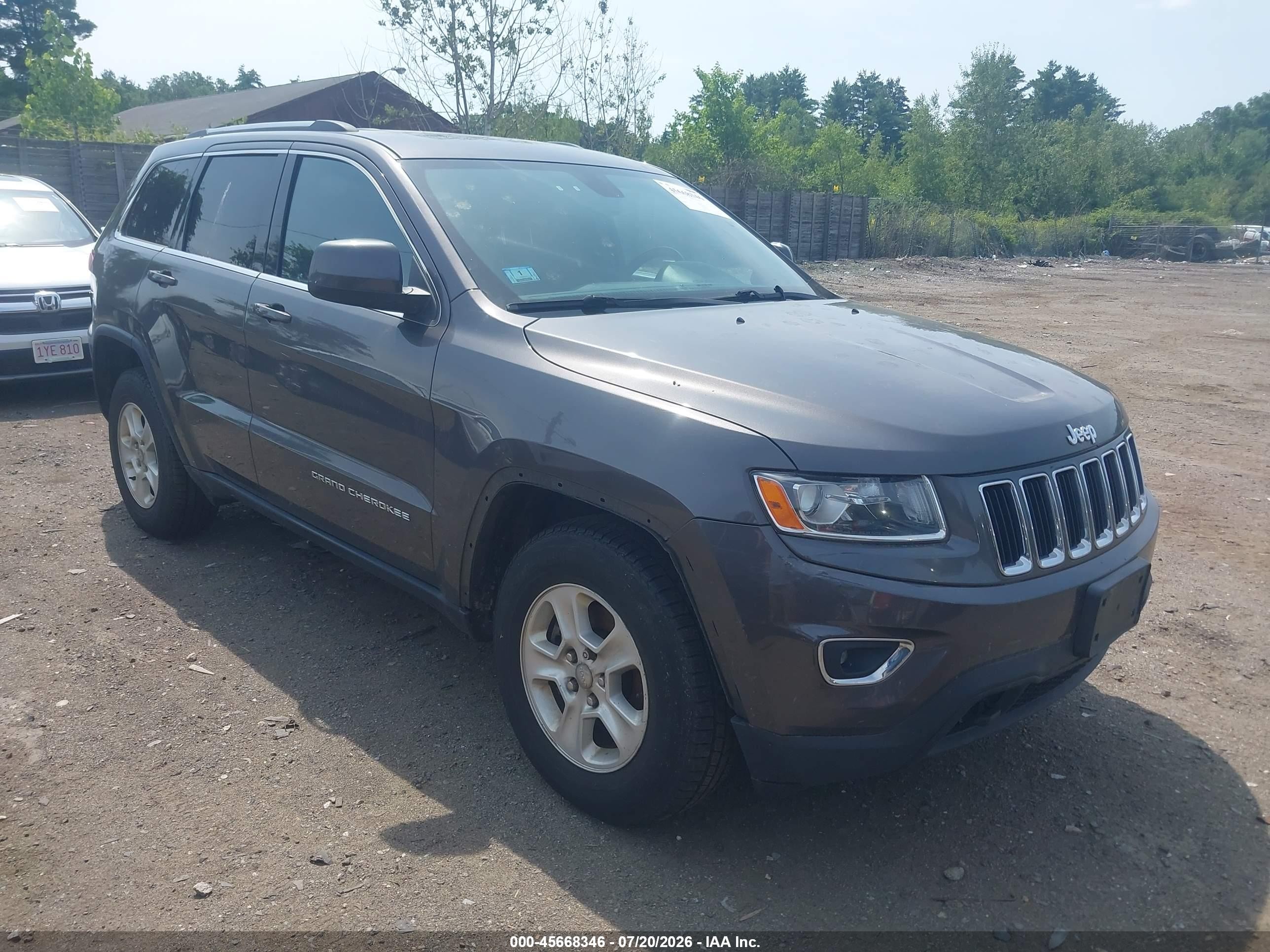2014 Jeep Grand Cherokee Laredo Gray vin: 1C4RJFAGXEC205253