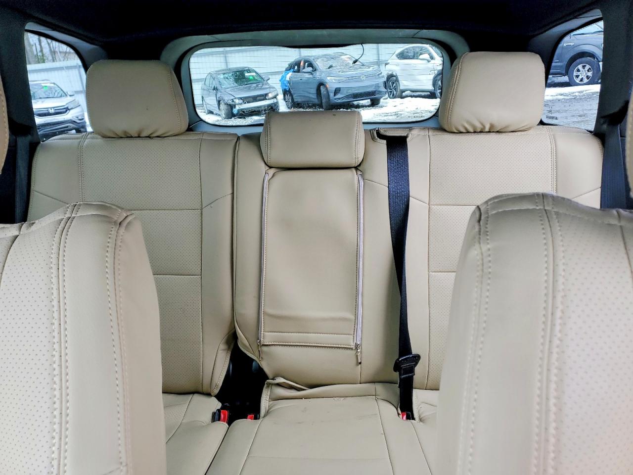 2014 Jeep Grand Cherokee Laredo Gray vin: 1C4RJFAGXEC232775