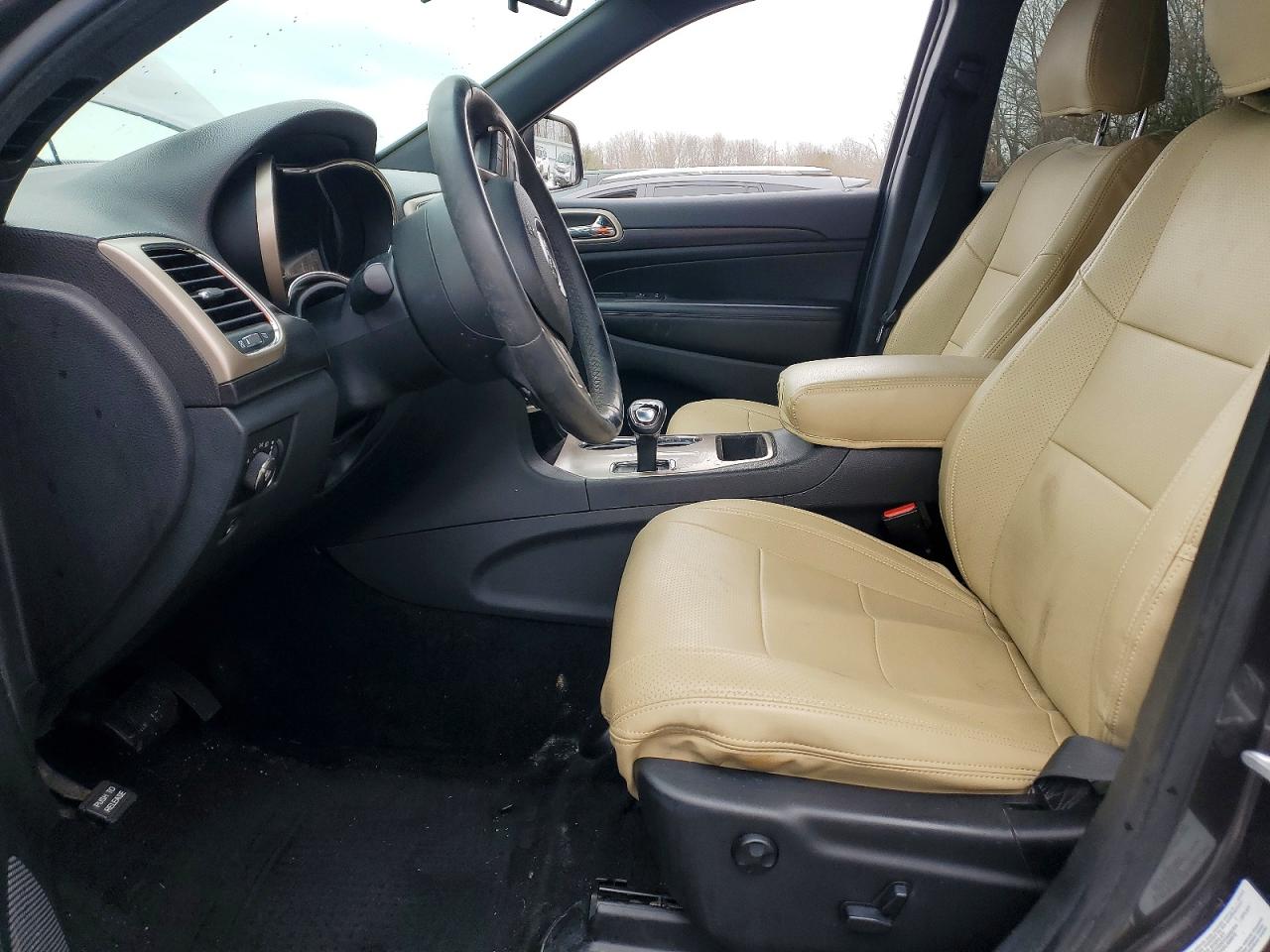 2014 Jeep Grand Cherokee Laredo Gray vin: 1C4RJFAGXEC232775
