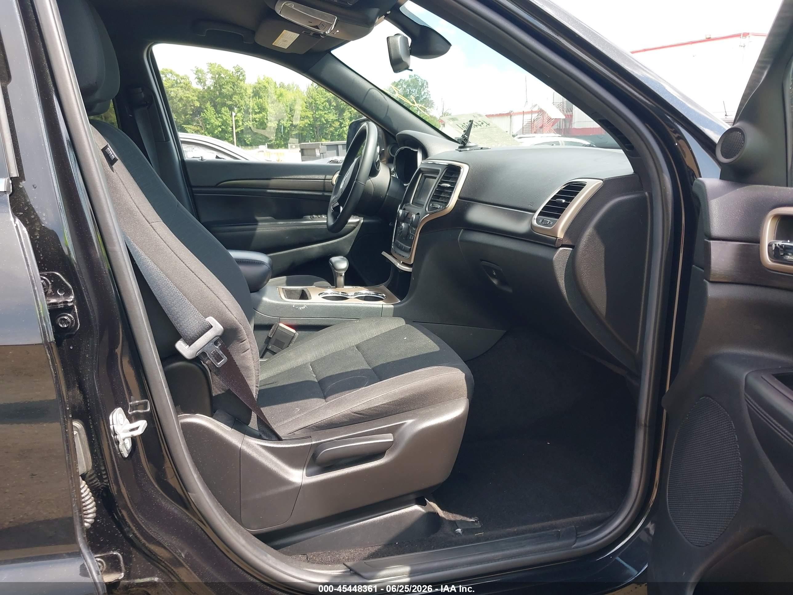 2014 Jeep Grand Cherokee Laredo Black vin: 1C4RJFAGXEC331922
