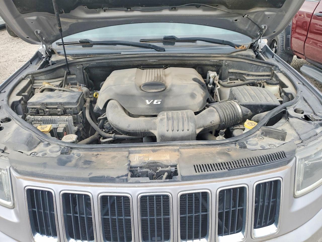 2014 Jeep Grand Cherokee Laredo Gray vin: 1C4RJFAGXEC333282