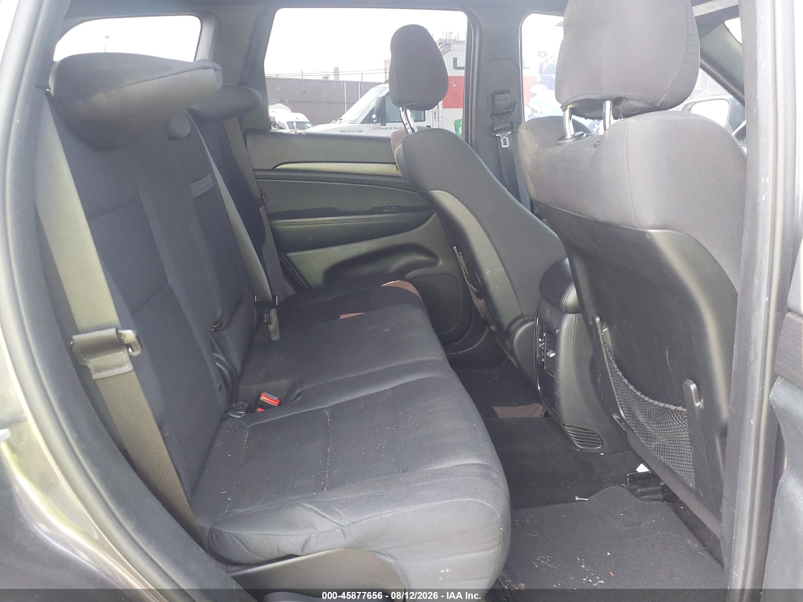 2014 Jeep Grand Cherokee Laredo Gray vin: 1C4RJFAGXEC333685