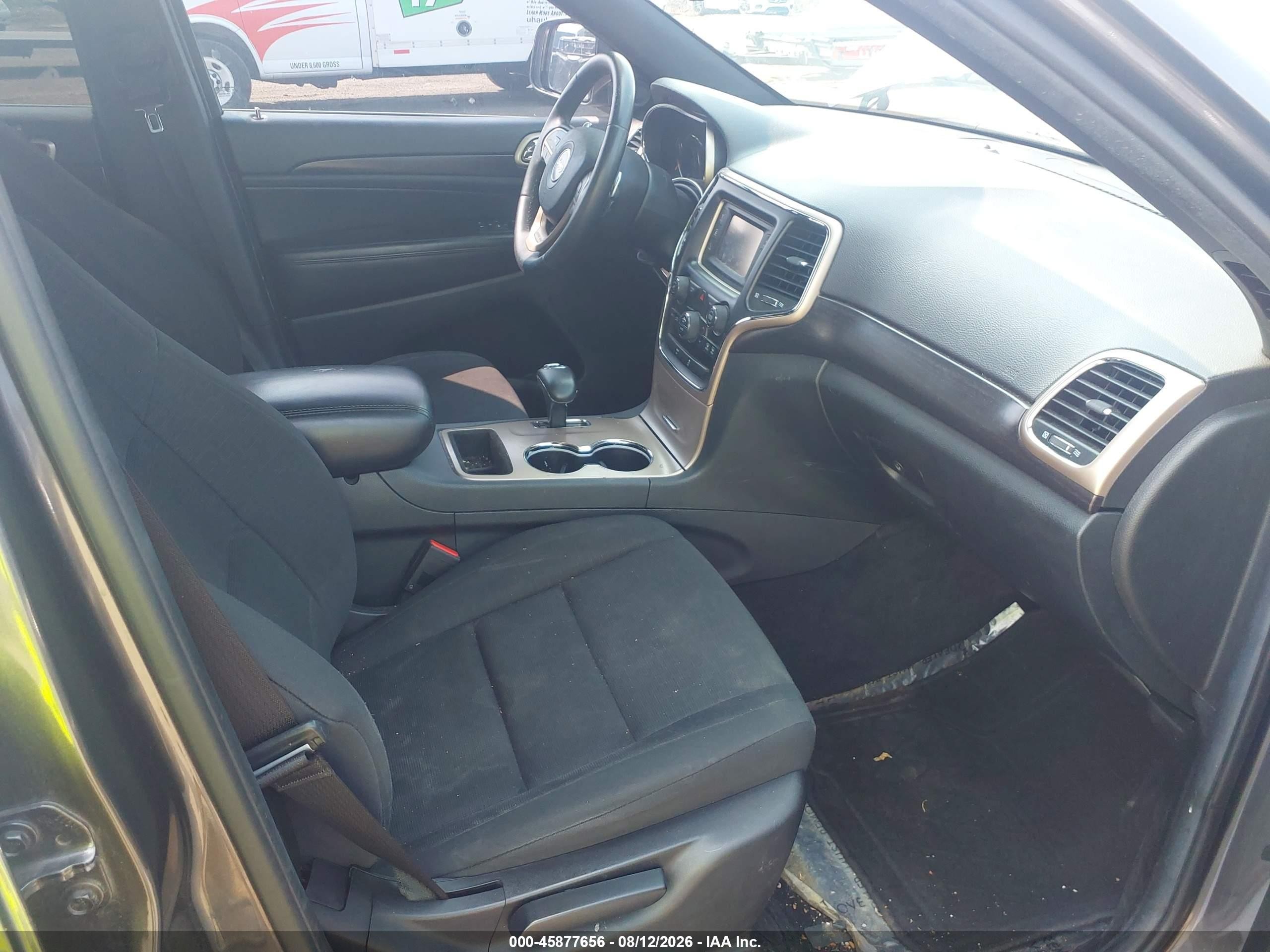 2014 Jeep Grand Cherokee Laredo Gray vin: 1C4RJFAGXEC333685