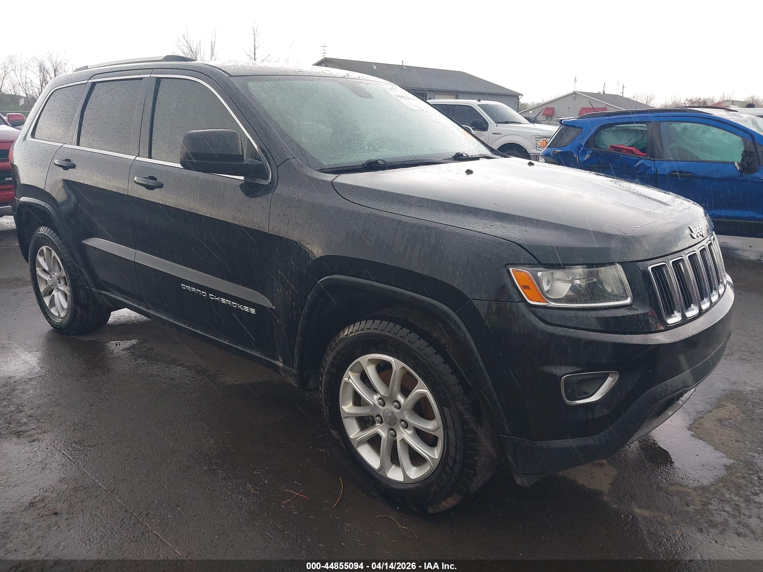 2014 Jeep Grand Cherokee Laredo Серый vin: 1C4RJFAGXEC352253