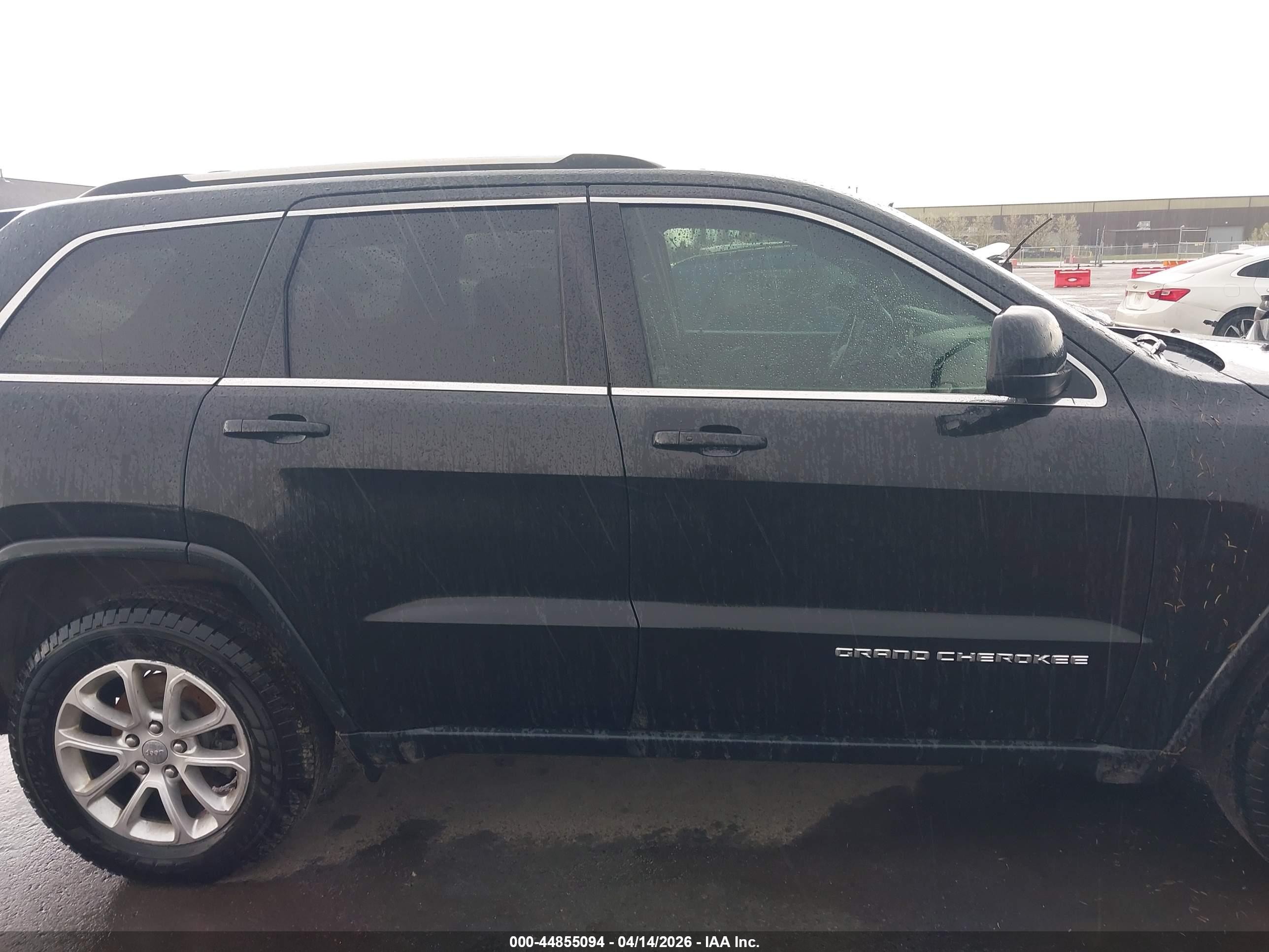 2014 Jeep Grand Cherokee Laredo Серый vin: 1C4RJFAGXEC352253