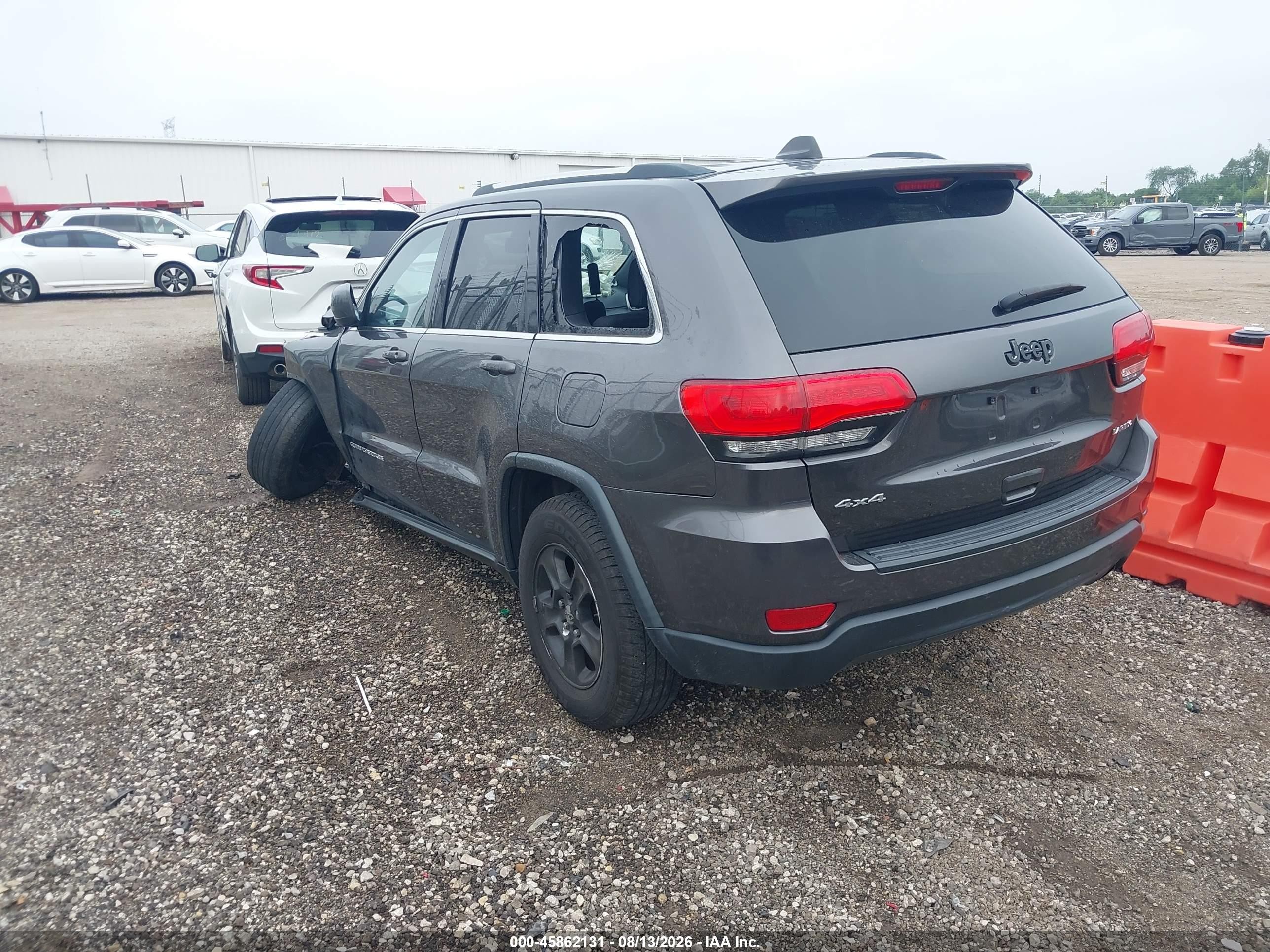 2014 Jeep Grand Cherokee Laredo Gray vin: 1C4RJFAGXEC549262
