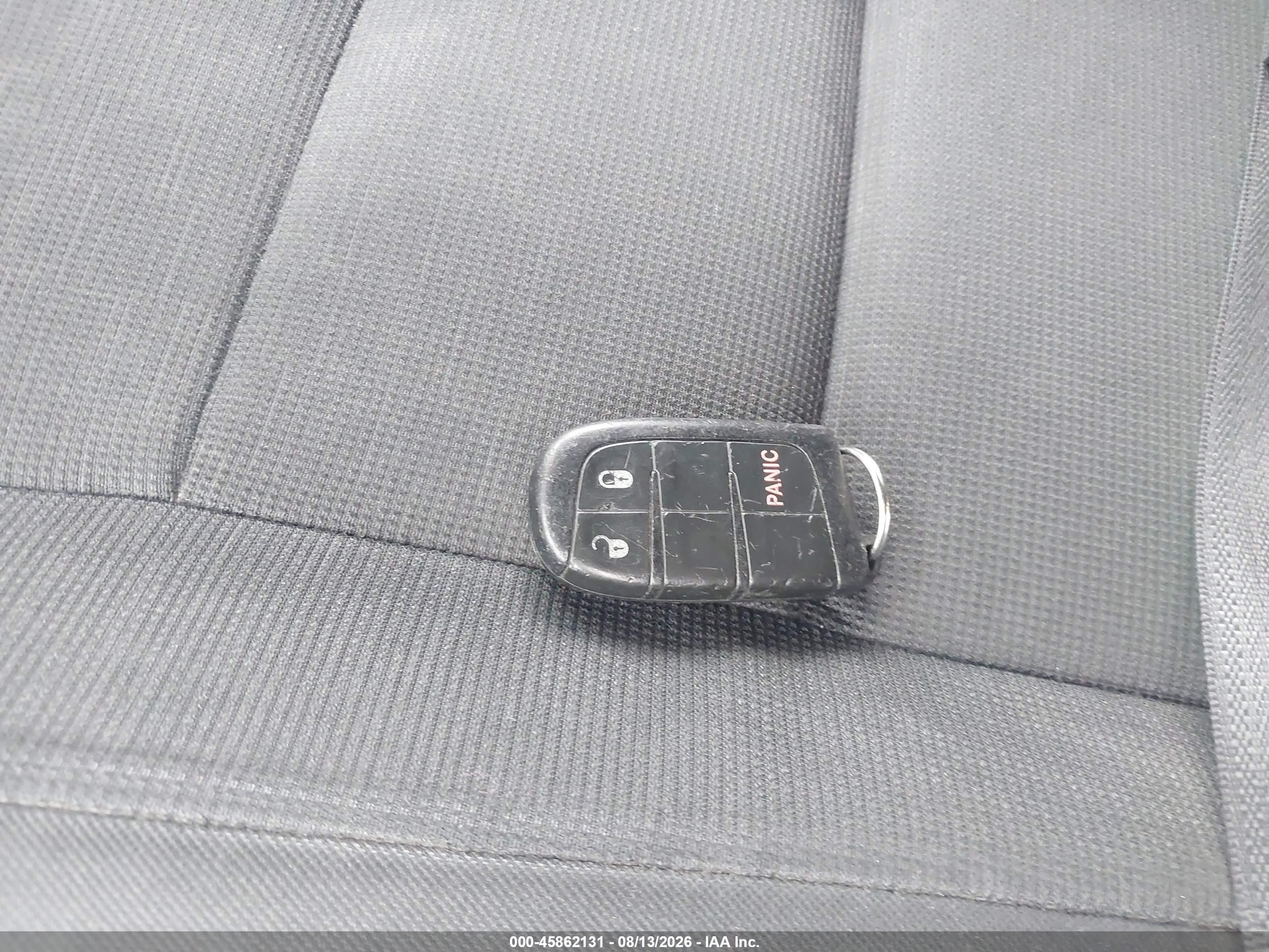 2014 Jeep Grand Cherokee Laredo Gray vin: 1C4RJFAGXEC549262