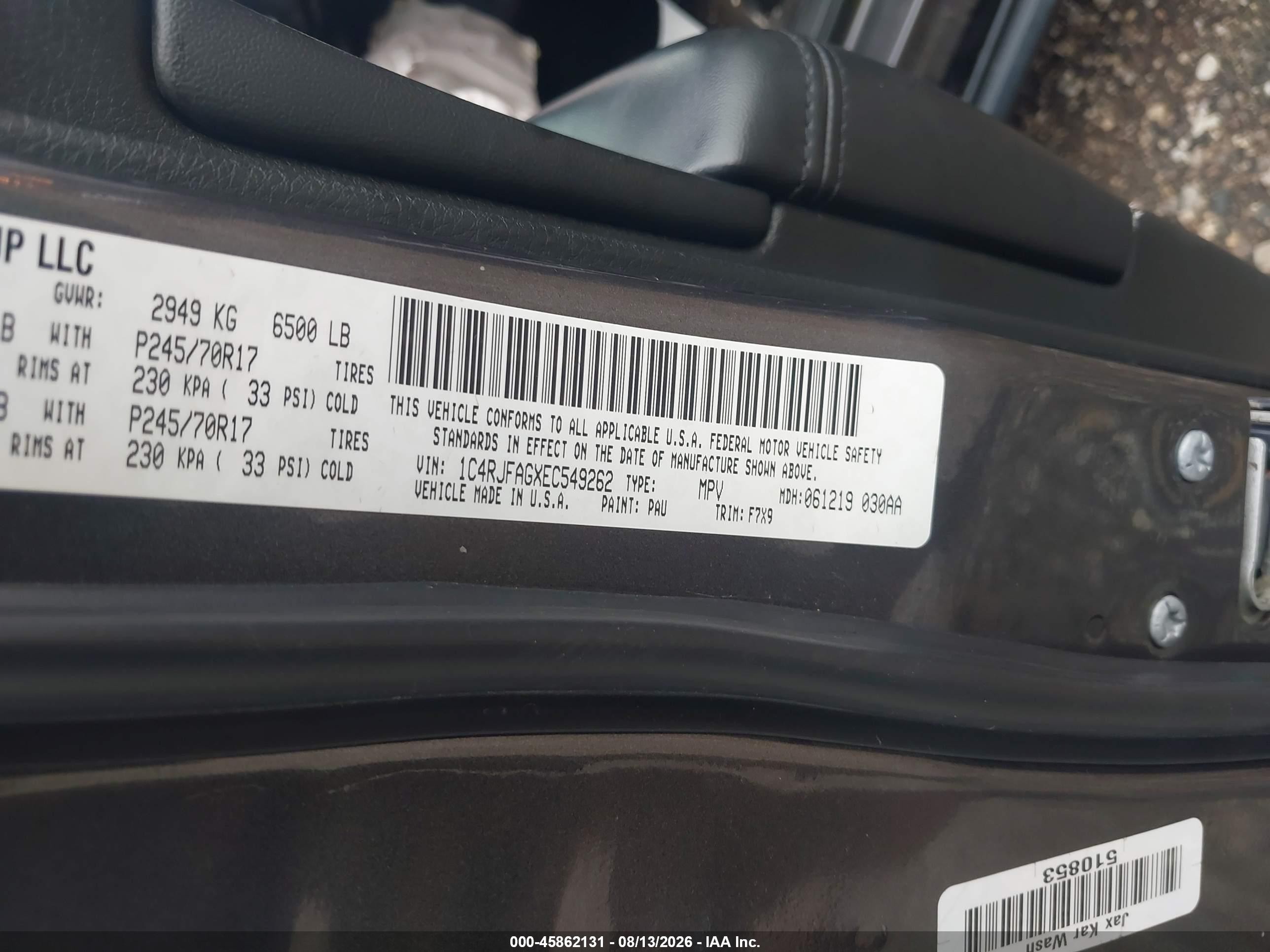 2014 Jeep Grand Cherokee Laredo Gray vin: 1C4RJFAGXEC549262