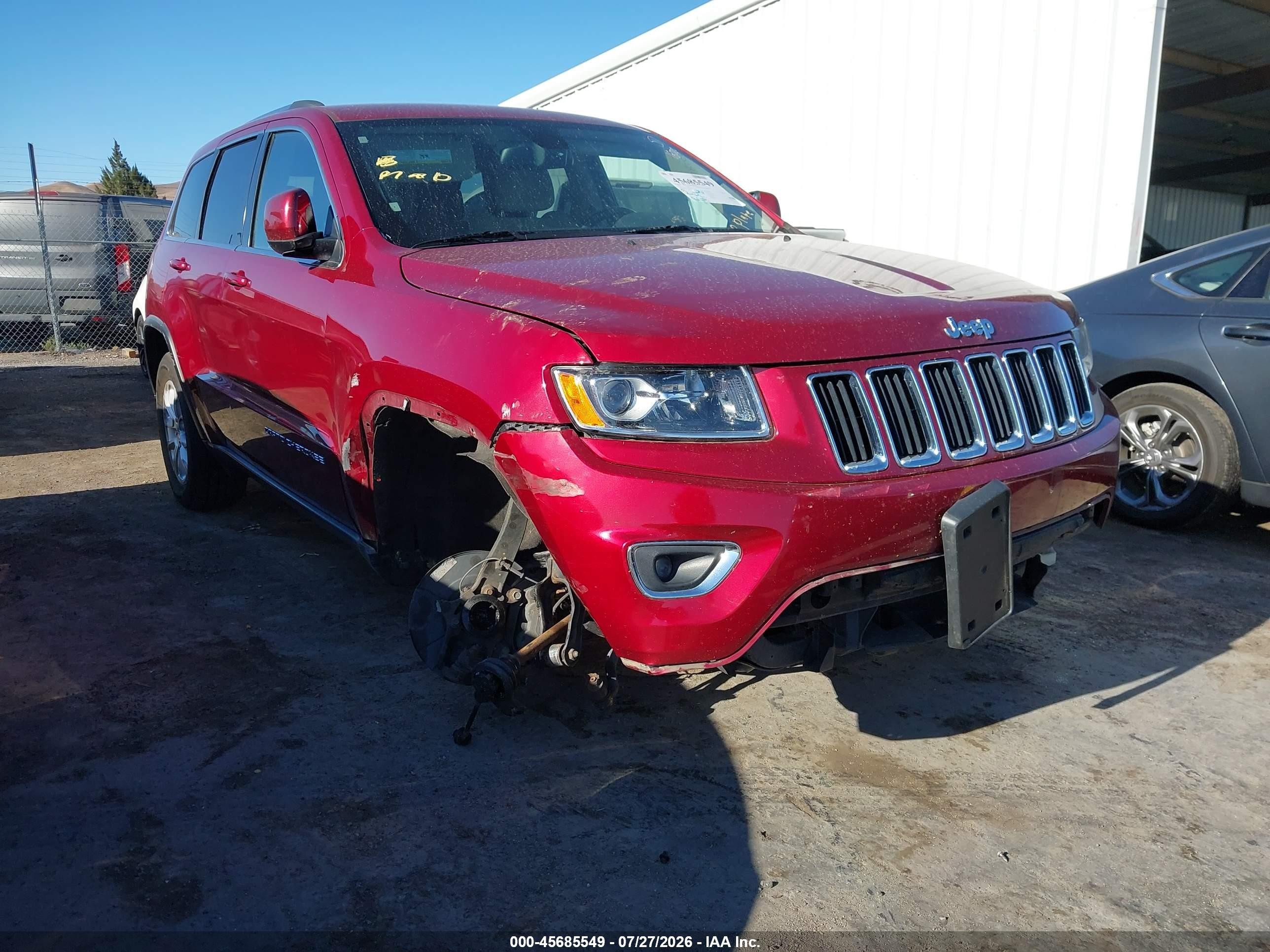 2015 Jeep Grand Cherokee Laredo Red vin: 1C4RJFAGXFC152264