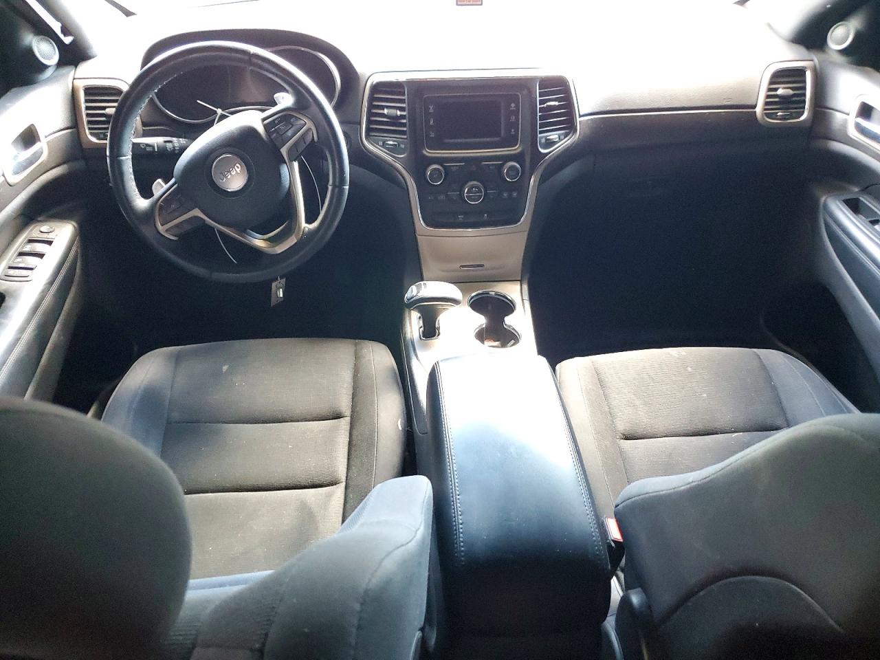 2015 Jeep Grand Cherokee Laredo Серый vin: 1C4RJFAGXFC165158