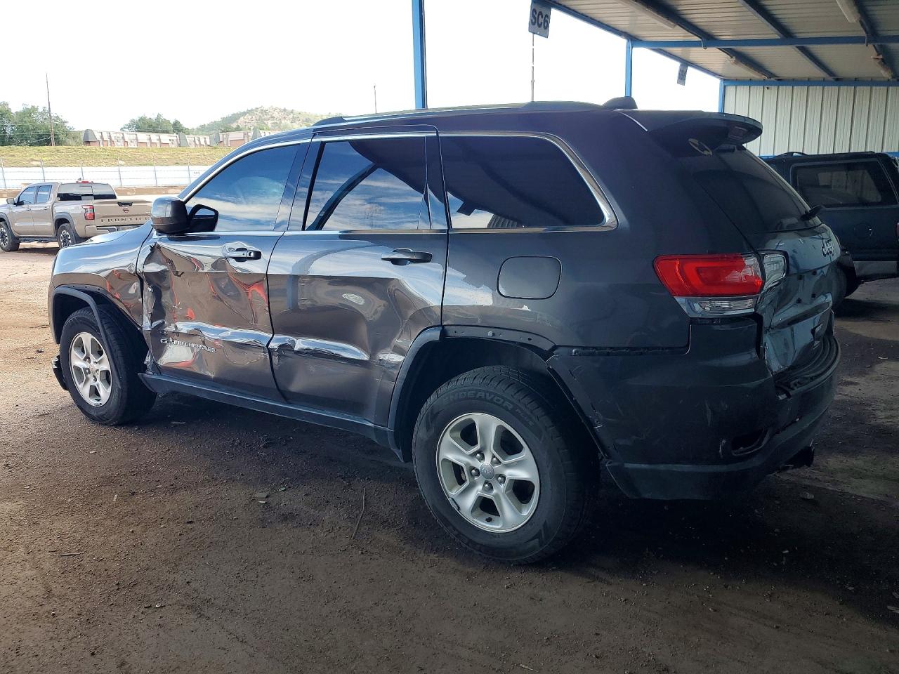 2015 Jeep Grand Cherokee Laredo Серый vin: 1C4RJFAGXFC165158