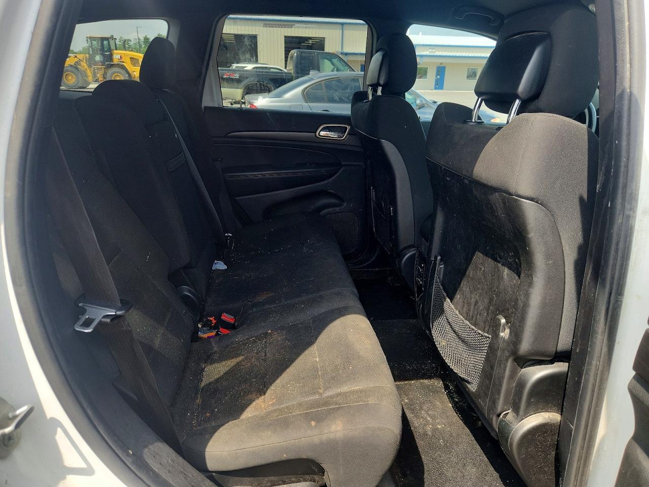 2015 Jeep Grand Cherokee Laredo White vin: 1C4RJFAGXFC172160