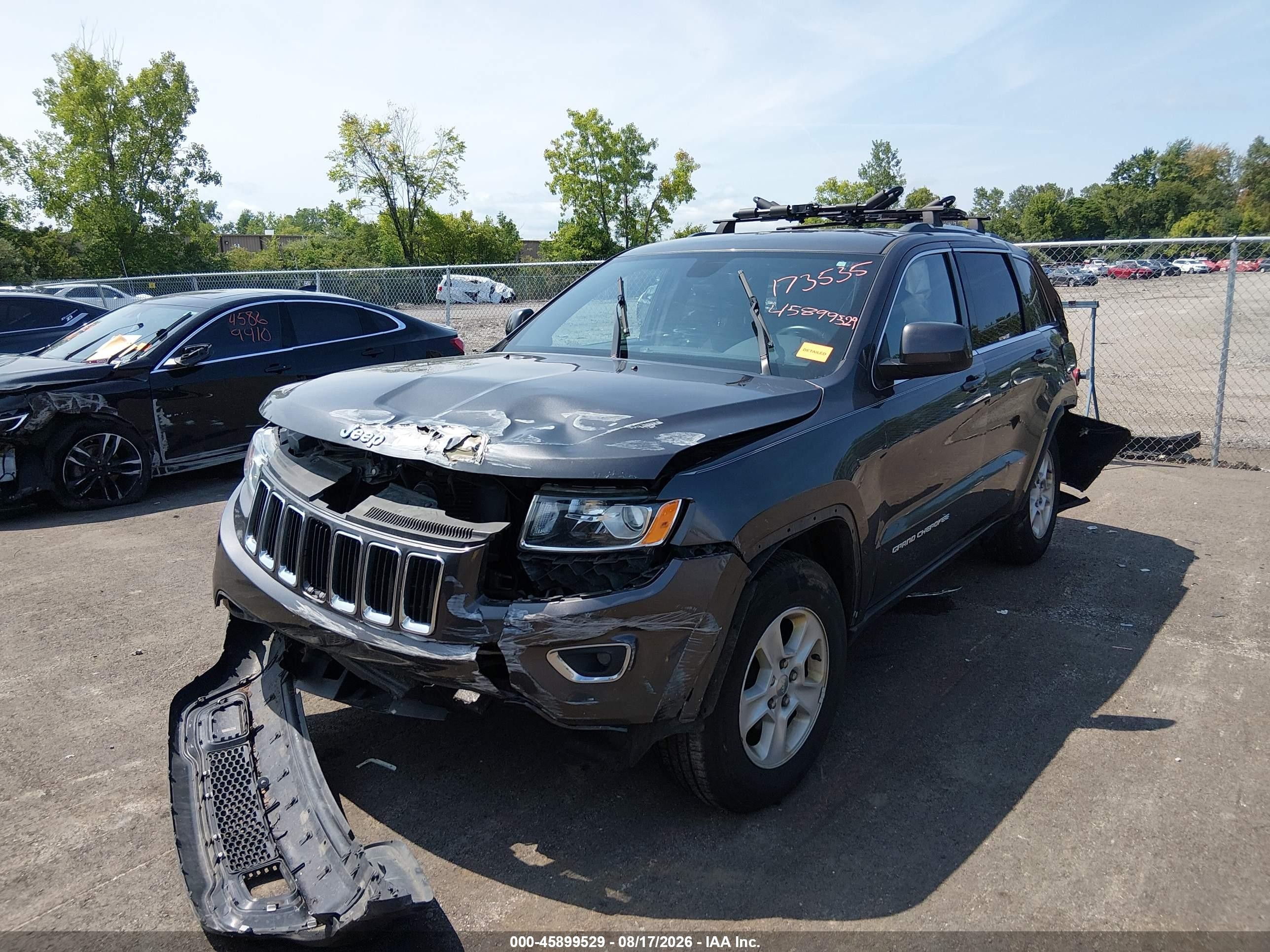 2015 Jeep Grand Cherokee Laredo Серый vin: 1C4RJFAGXFC173535