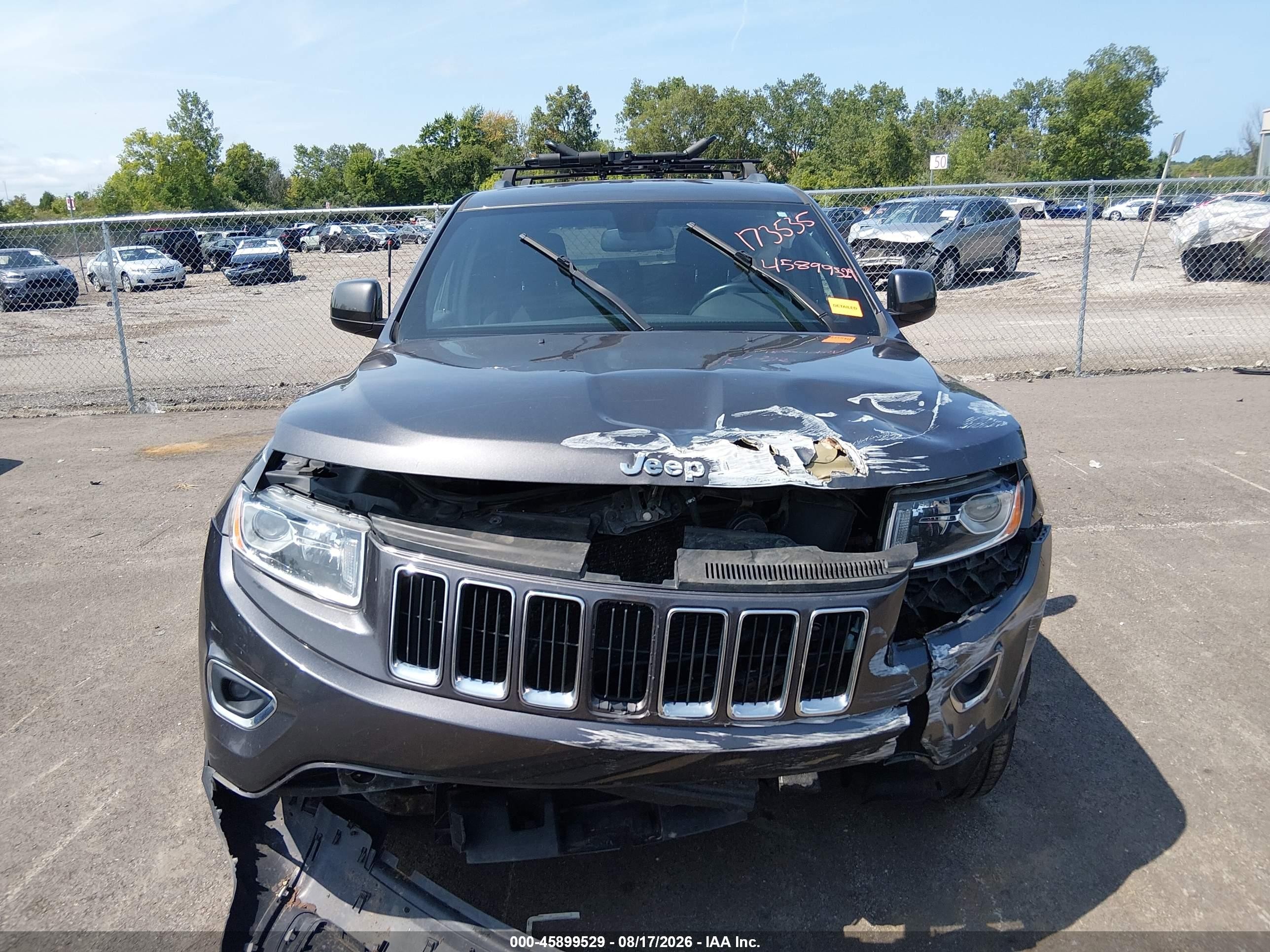 2015 Jeep Grand Cherokee Laredo Серый vin: 1C4RJFAGXFC173535
