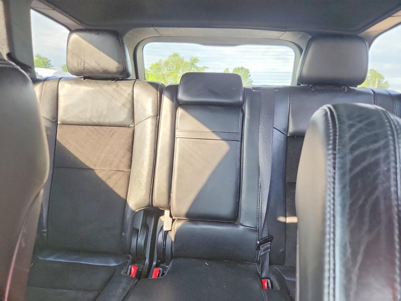 2015 Jeep Grand Cherokee Laredo Silver vin: 1C4RJFAGXFC227352