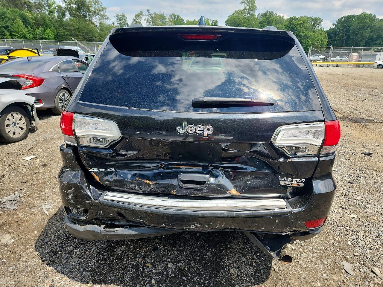 2015 Jeep Grand Cherokee Laredo Black vin: 1C4RJFAGXFC237122
