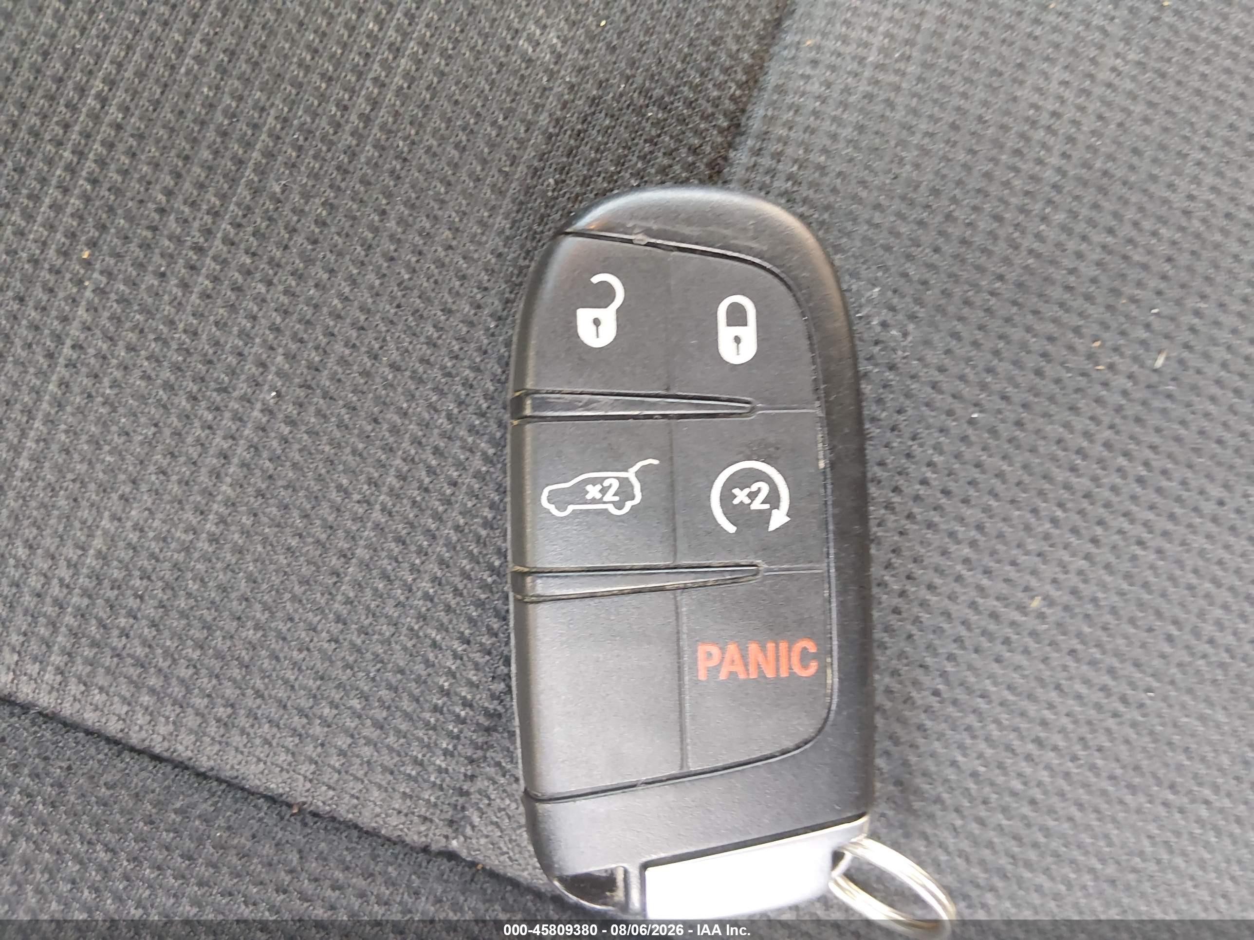 2015 Jeep Grand Cherokee Laredo White vin: 1C4RJFAGXFC636645