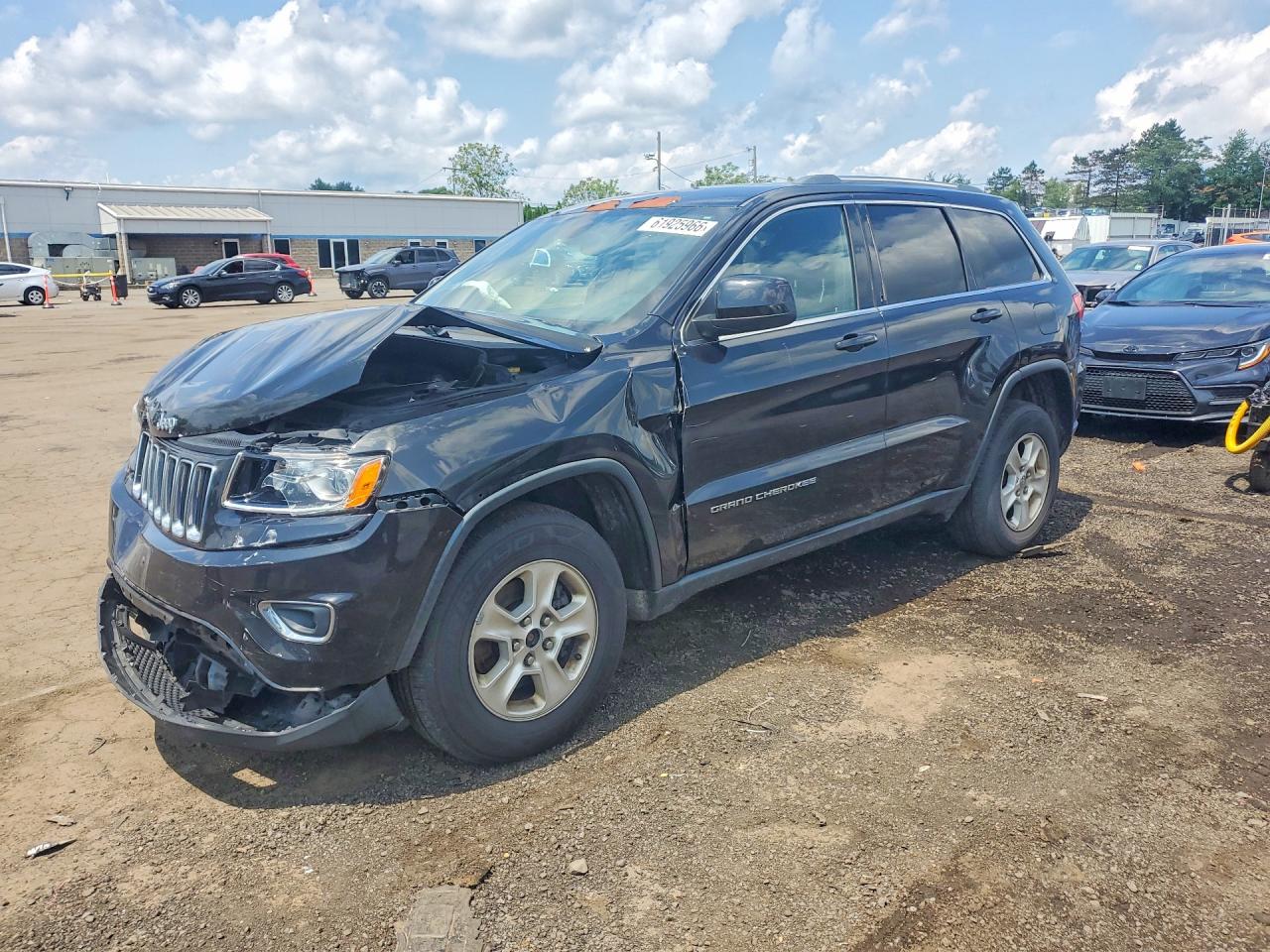 2015 Jeep Grand Cherokee Laredo Black vin: 1C4RJFAGXFC643451
