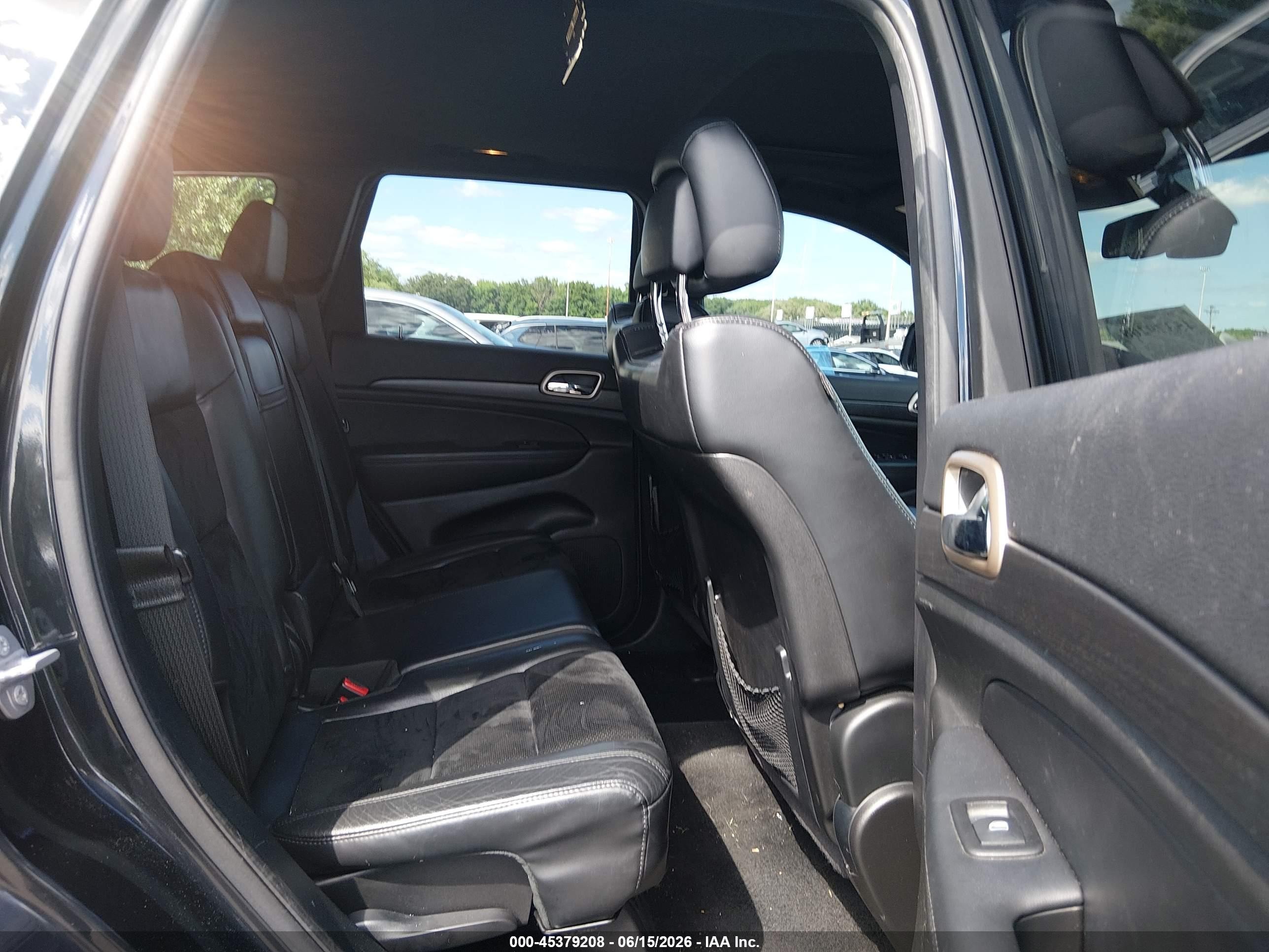 2015 Jeep Grand Cherokee Altitude Черный vin: 1C4RJFAGXFC742433