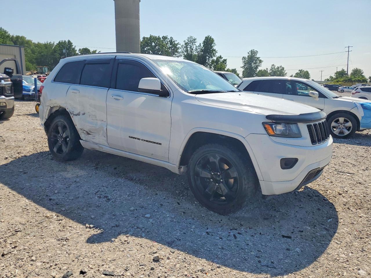 2015 Jeep Grand Cherokee Laredo White vin: 1C4RJFAGXFC742528