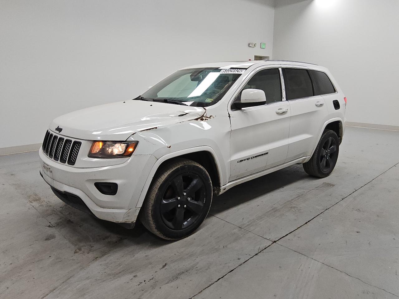 2015 Jeep Grand Cherokee Laredo White vin: 1C4RJFAGXFC786285 Damage: Hood, Torn, 3 To 4 Inches