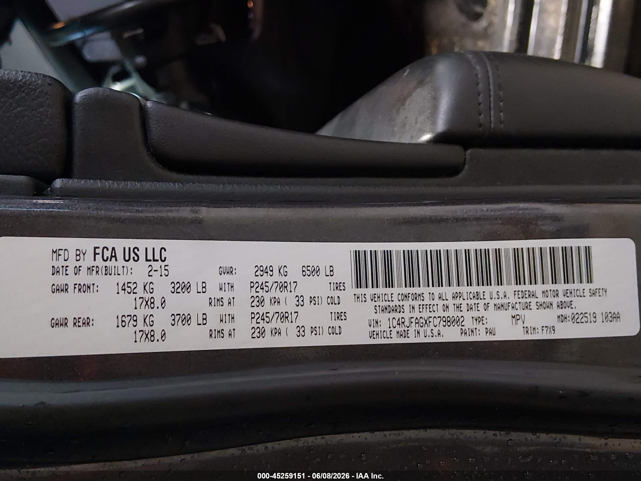 2015 Jeep Grand Cherokee Laredo Gray vin: 1C4RJFAGXFC798002