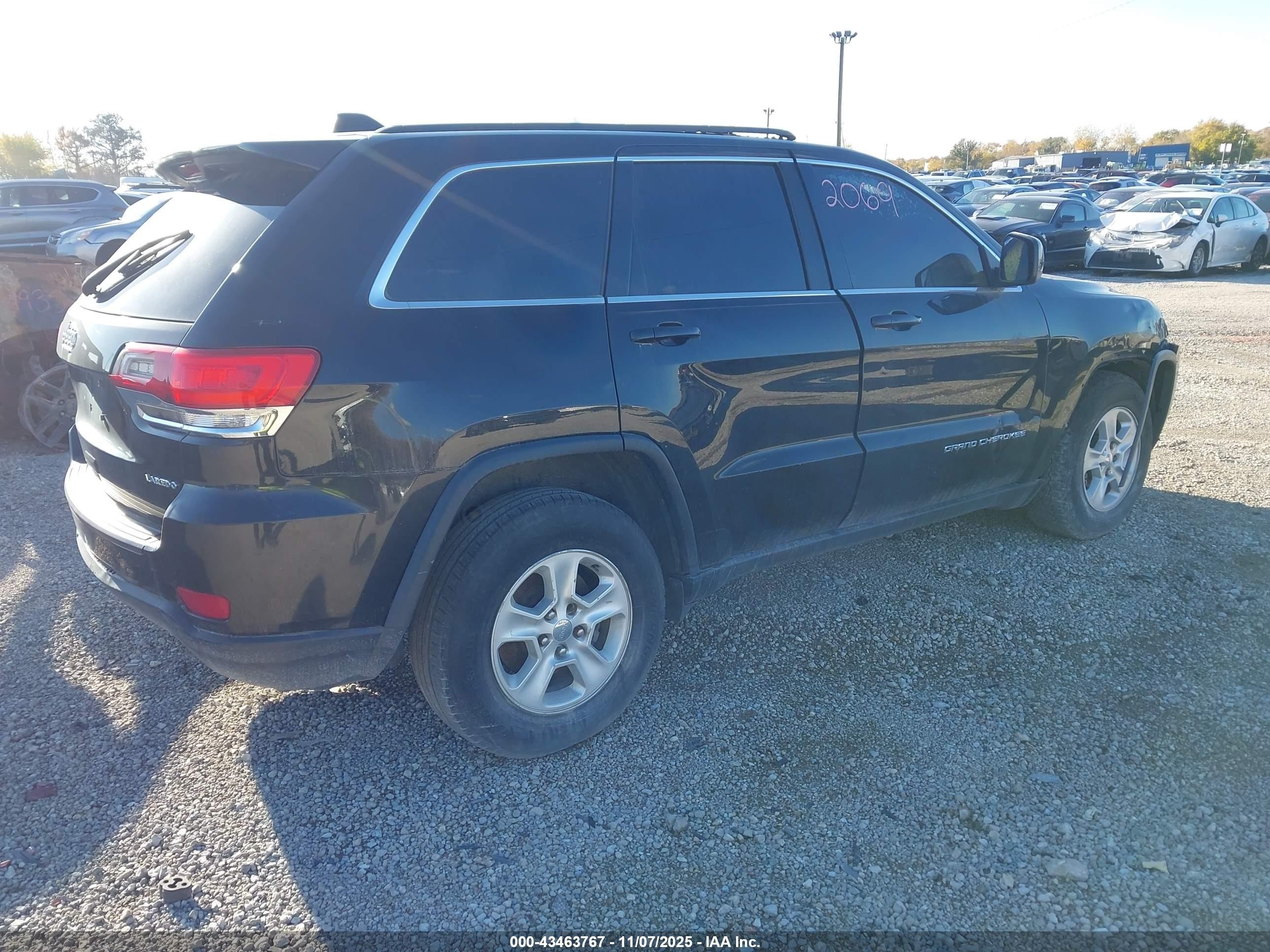 2015 Jeep Grand Cherokee Laredo Black vin: 1C4RJFAGXFC919997