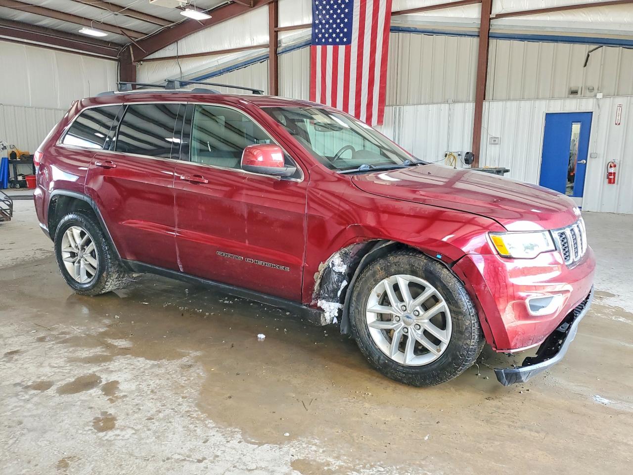 2017 Jeep Grand Cherokee Laredo Maroon vin: 1C4RJFAGXHC620156