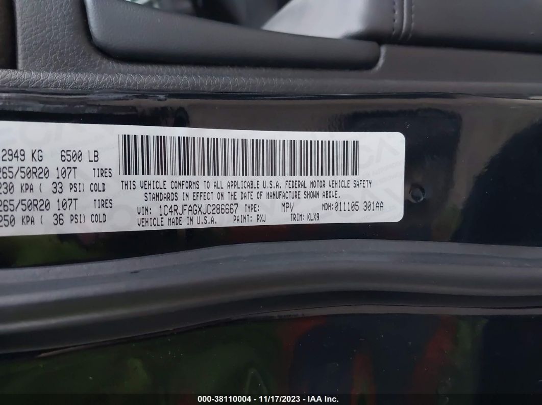 2018 Jeep Grand Cherokee Altitude 4x4 Black vin: 1C4RJFAGXJC286667