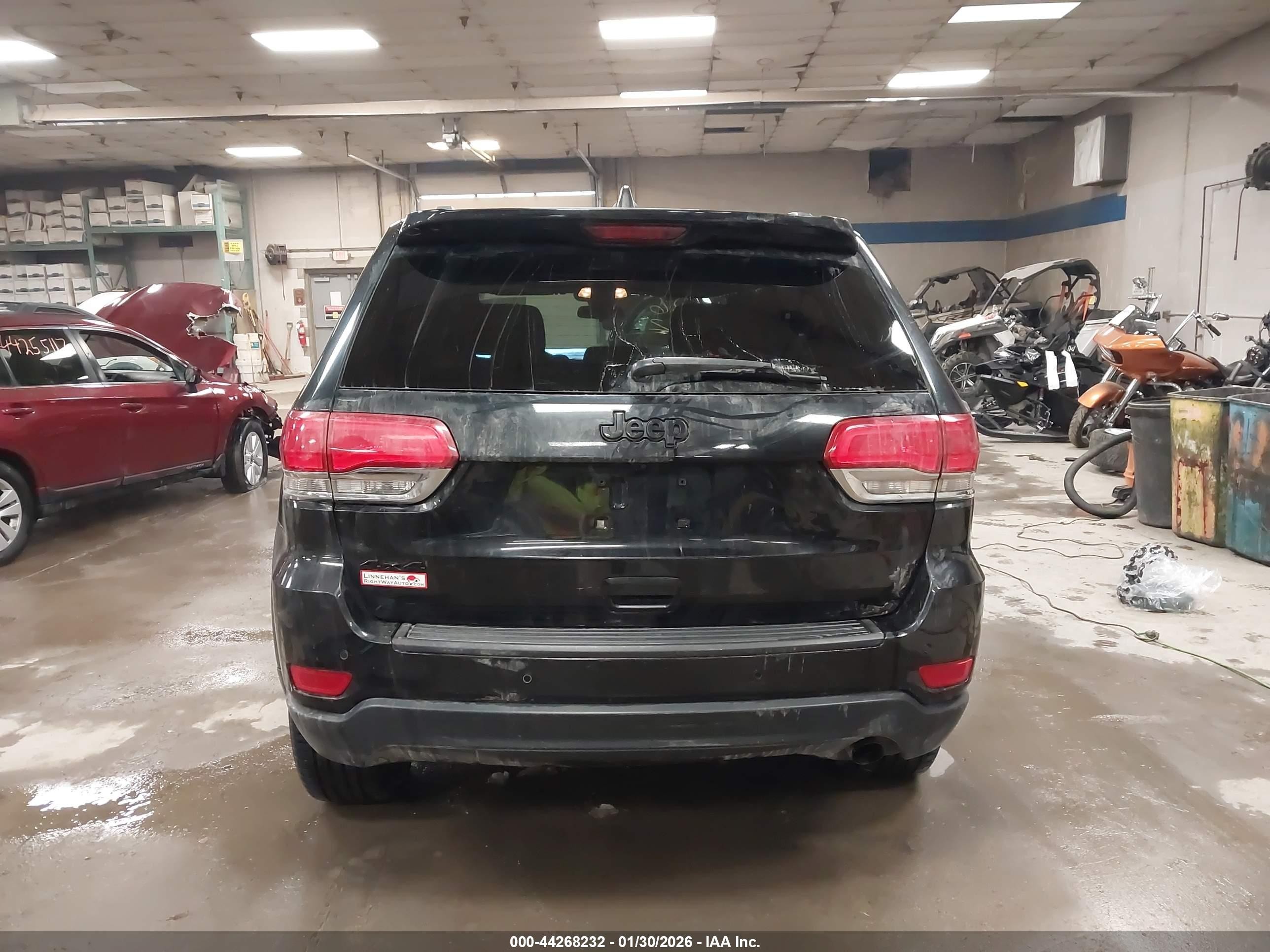 2018 Jeep Grand Cherokee Laredo E 4x4 Black vin: 1C4RJFAGXJC506583