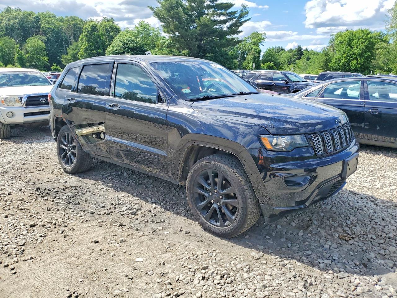2019 Jeep Grand Cherokee Laredo Black vin: 1C4RJFAGXKC570057